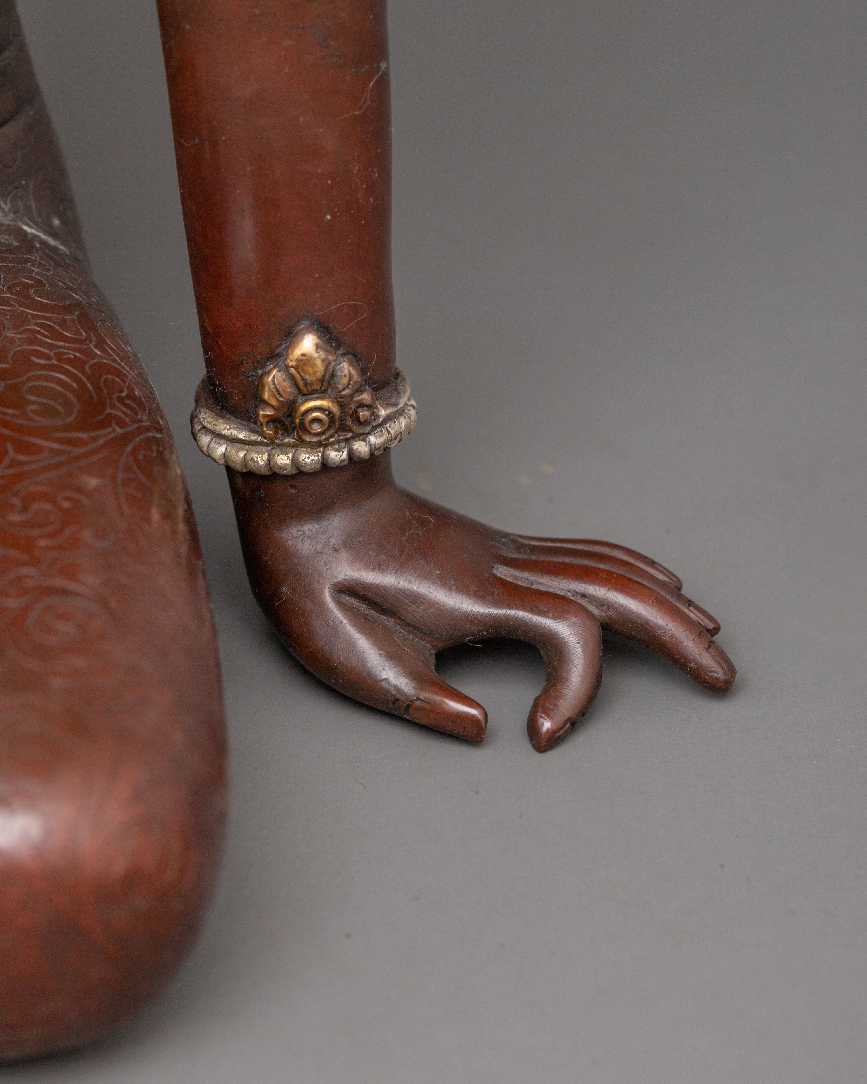 Oxidized Statue of Lokeshwor | Silver Plated Artwork