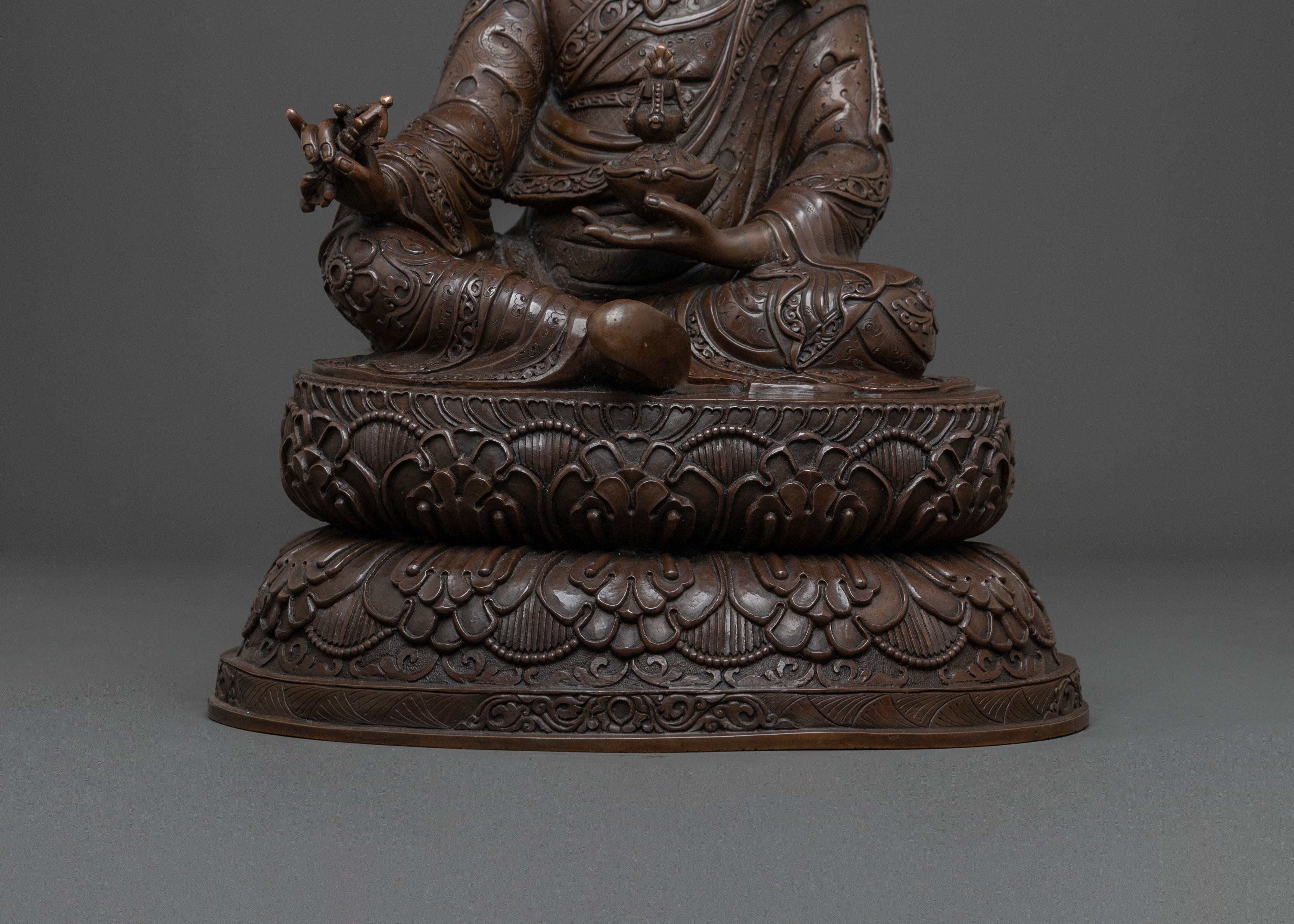 Guru Rinpoche Statue | Symbol of Wisdom