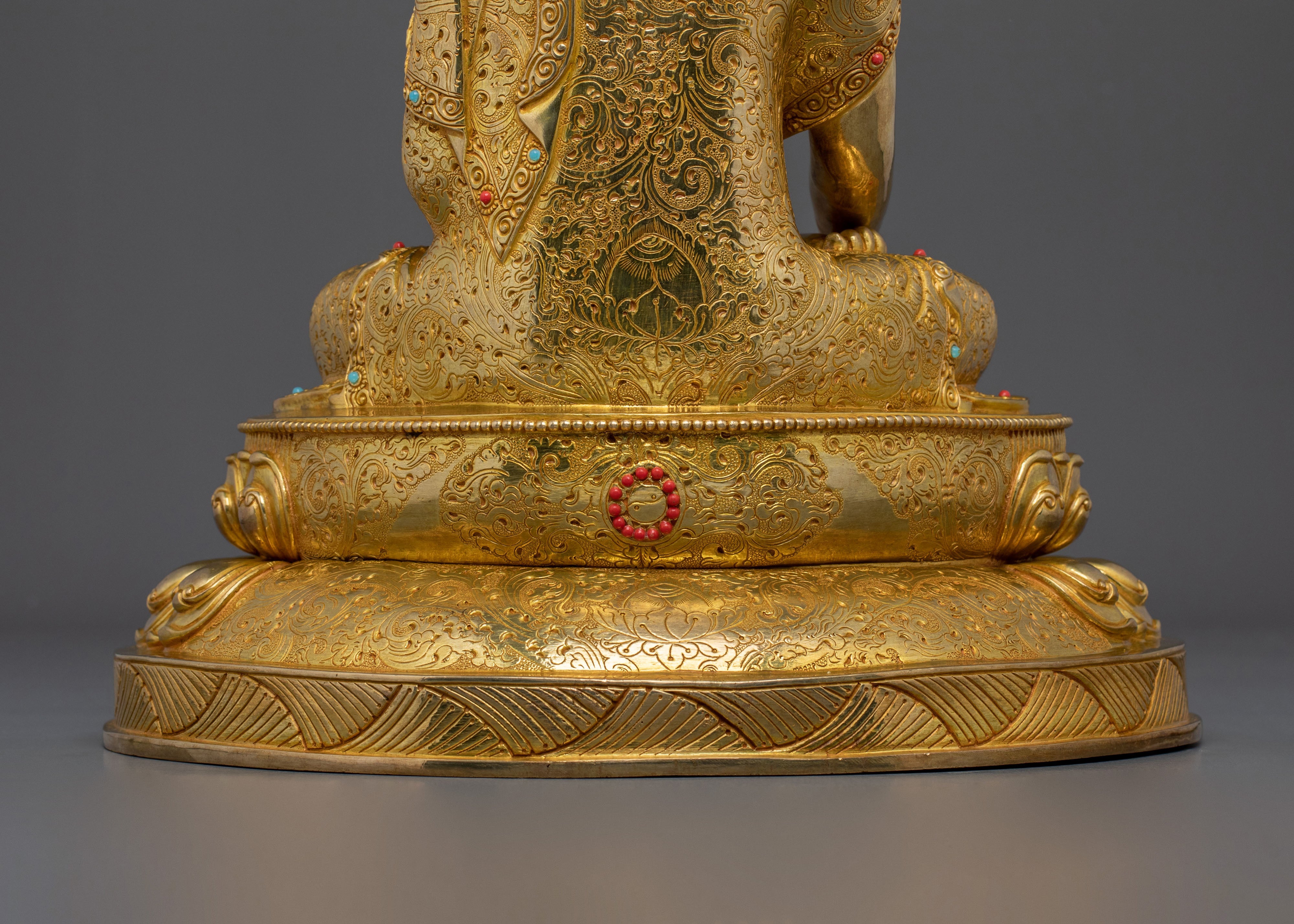 Shakyamuni Buddha Statue | Handmade Elegant Figurine