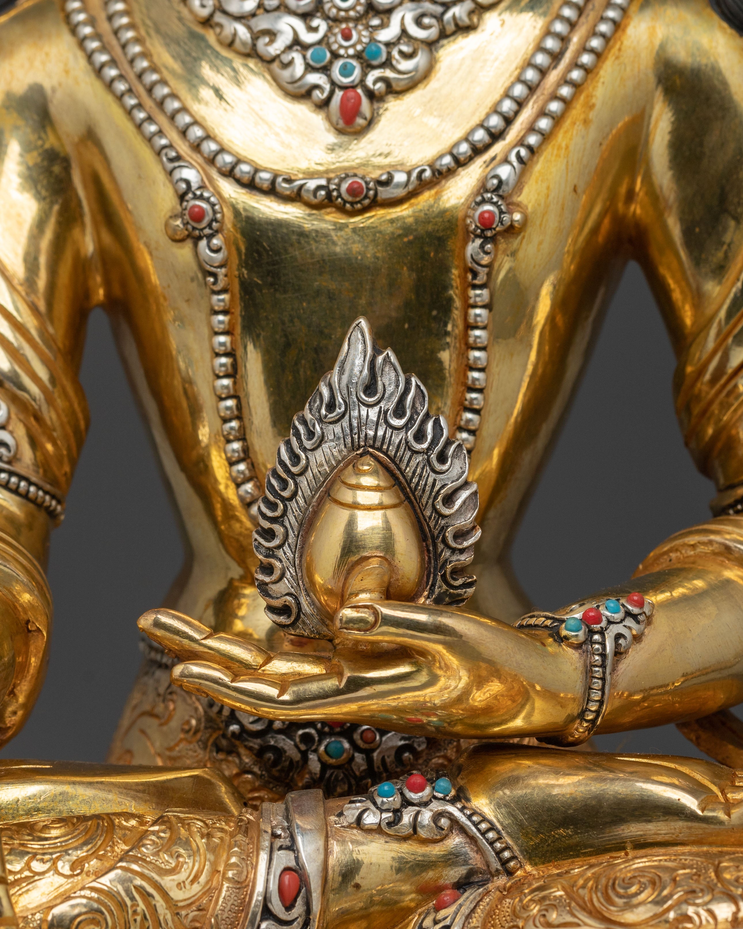 Kshitigarbha Statue: Radiant Protector of the Earth