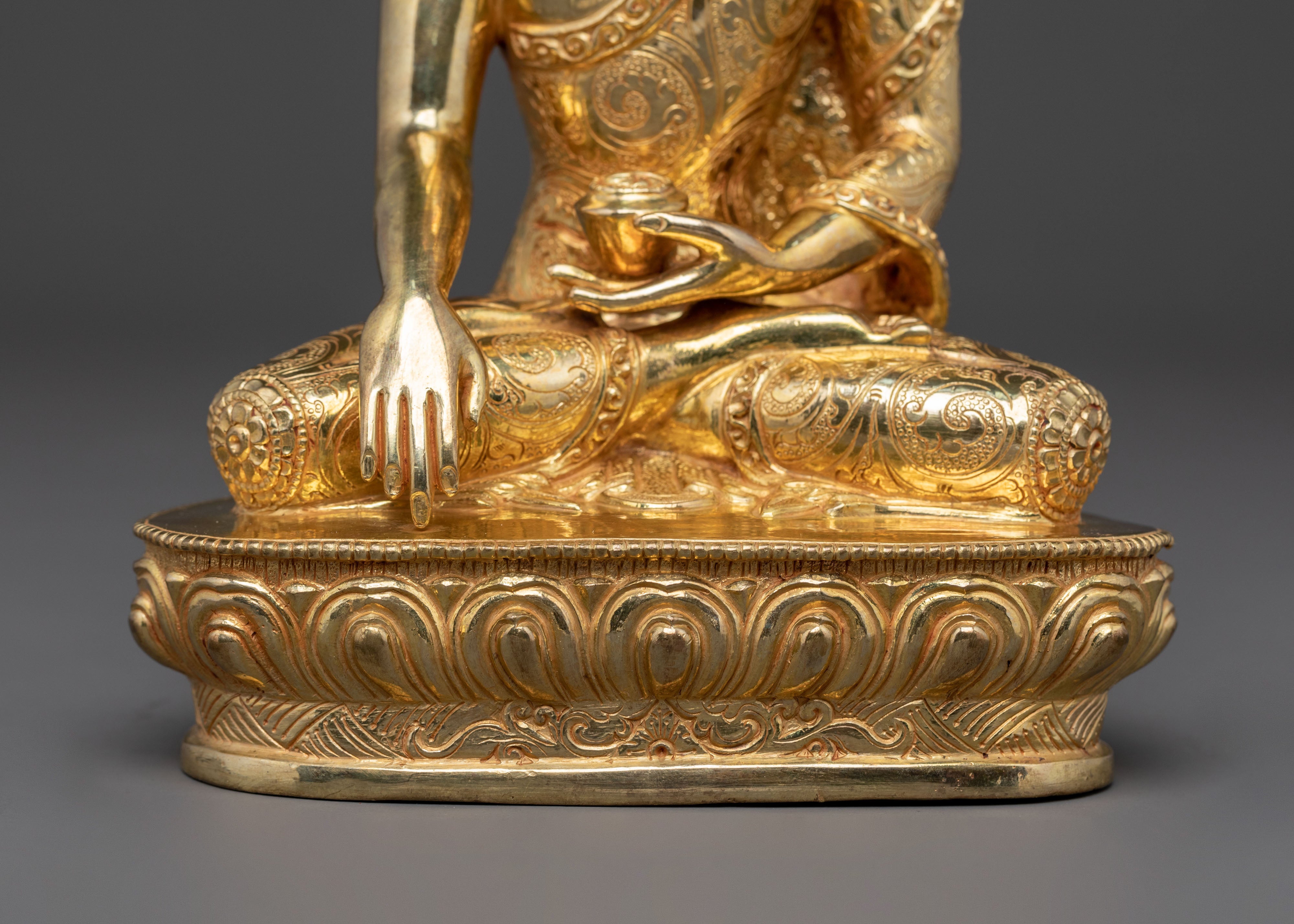 Sacred Shakyamuni Buddha Statue | 24K Gold Gilded