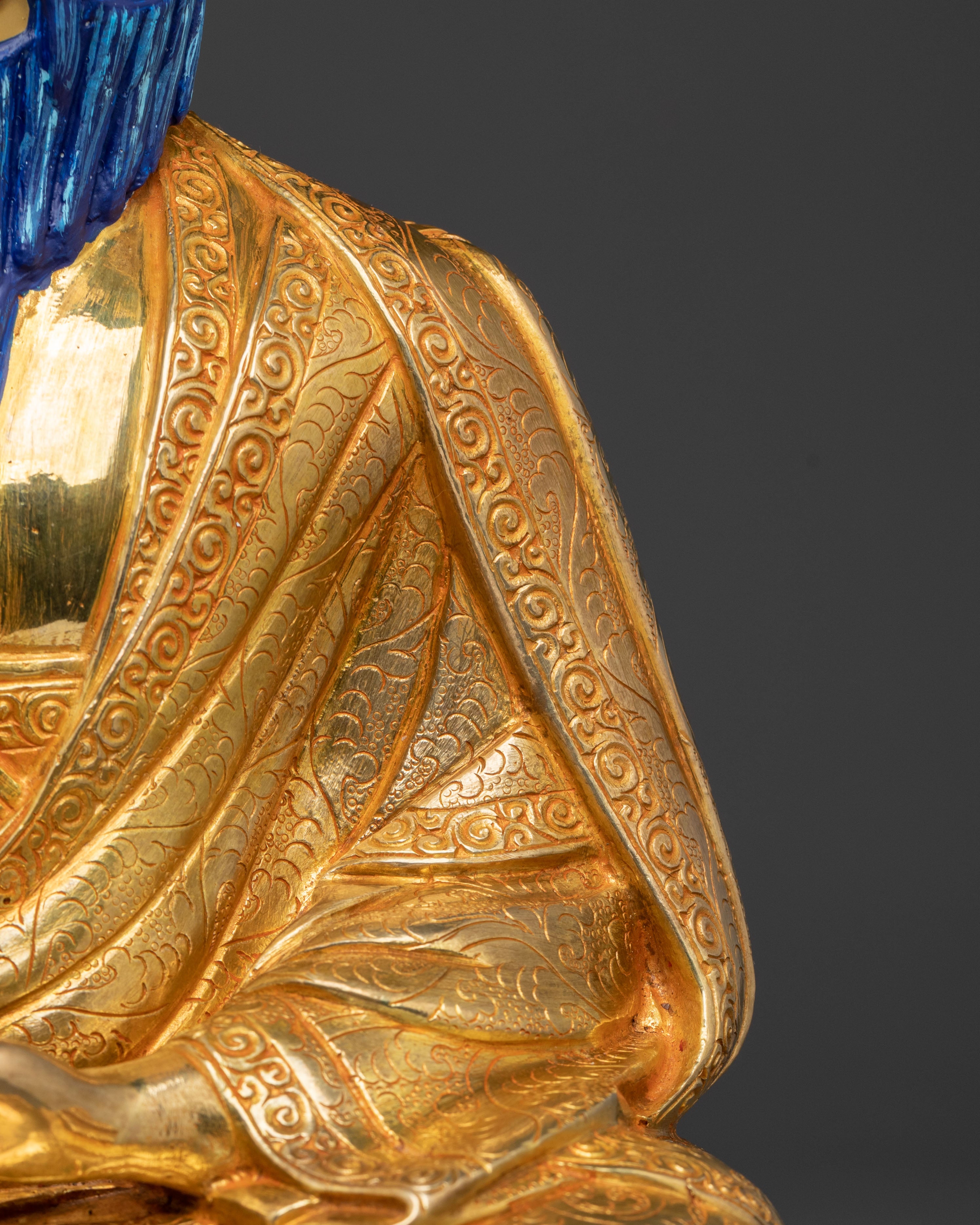 Guru Shapdum Sculpture – Handcrafted Wisdom