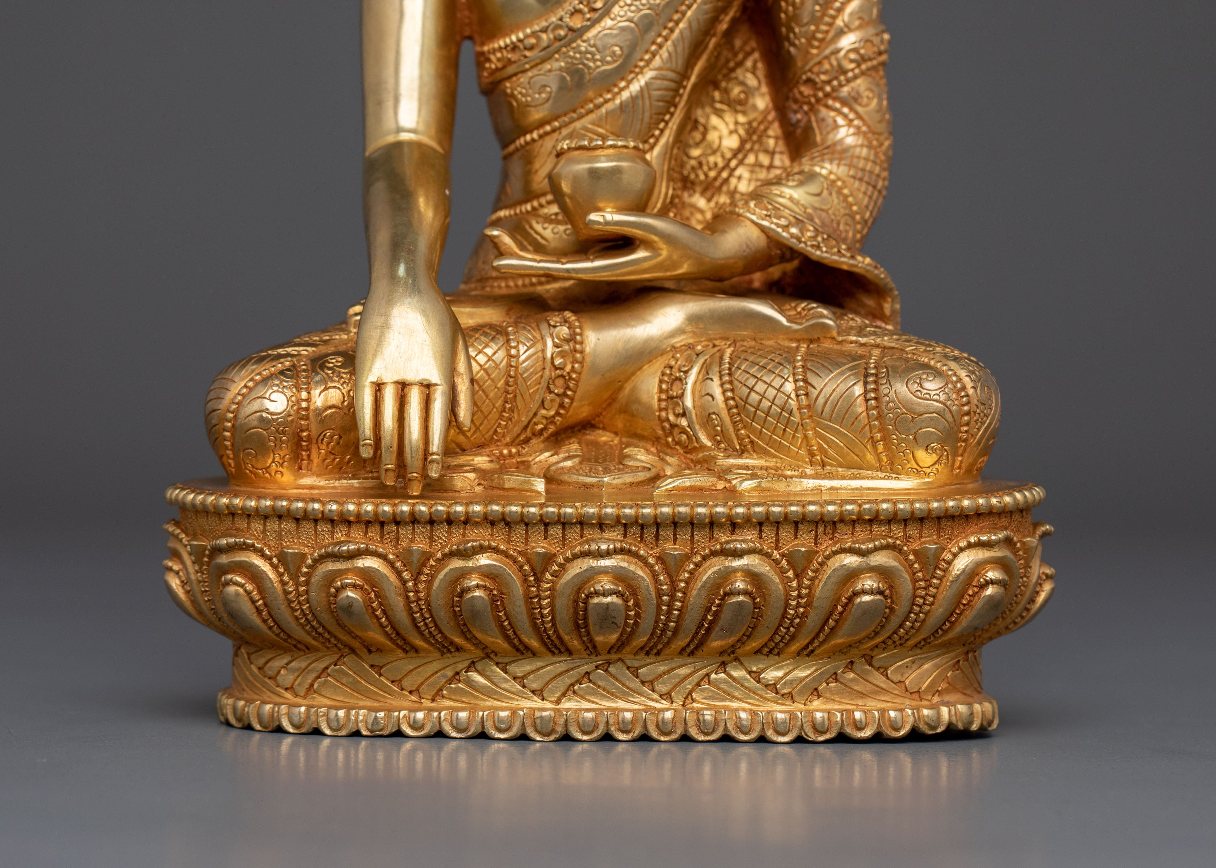 Shakyamuni Buddha Statue | Buddhist Peaceful Figurine