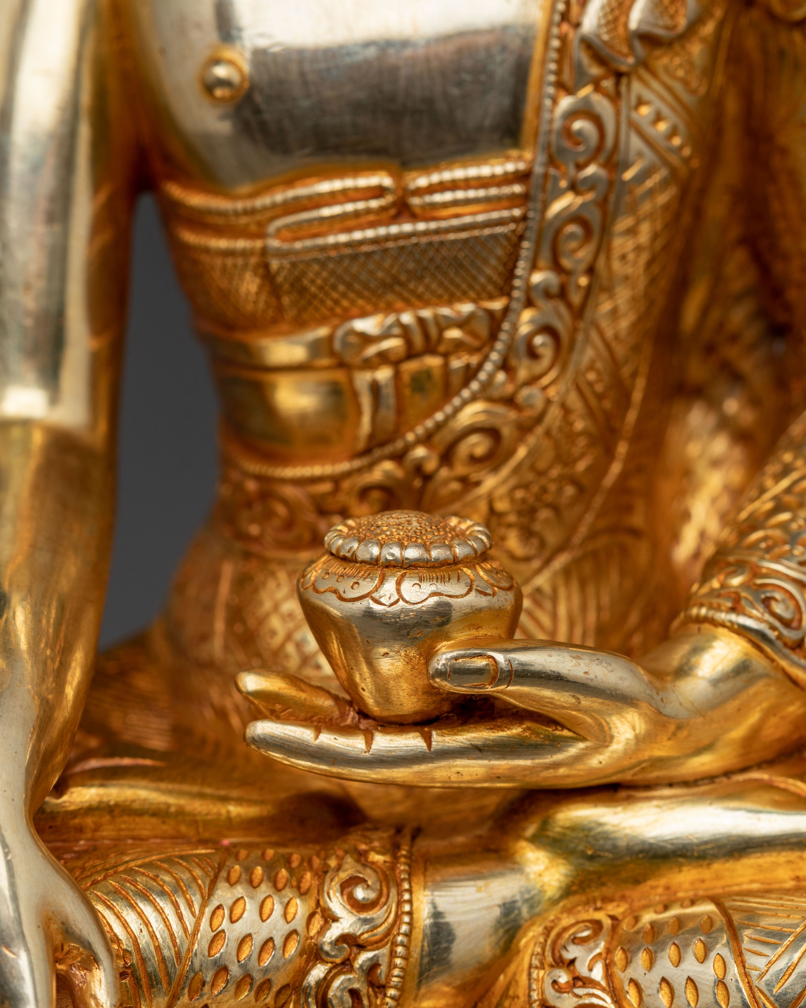 Shakyamuni Buddha Sacred Bodhi Statue | Symbol of Enlightenment