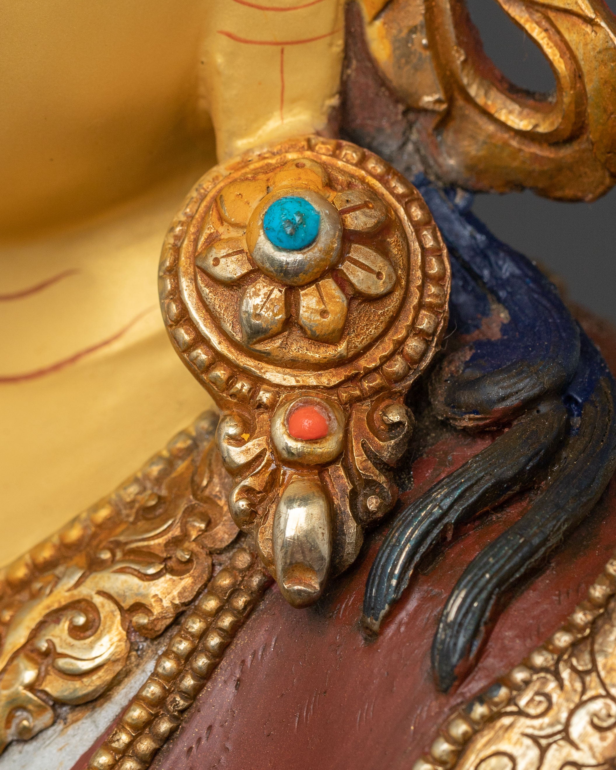 Chenrezig Statue Embodies Boundless Compassion