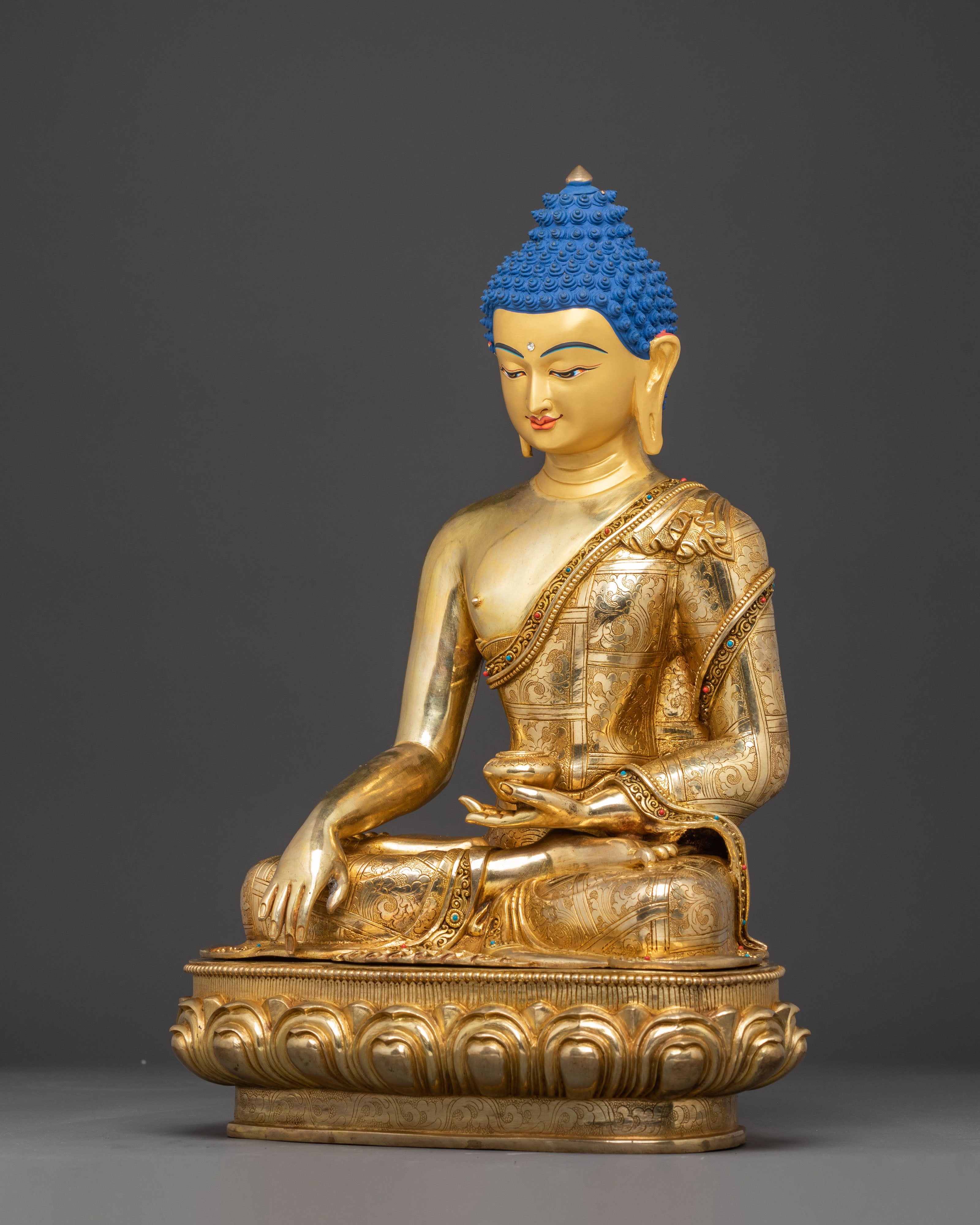 Handmade Shakyamuni Buddha Sculpture: Symbol of Wisdom