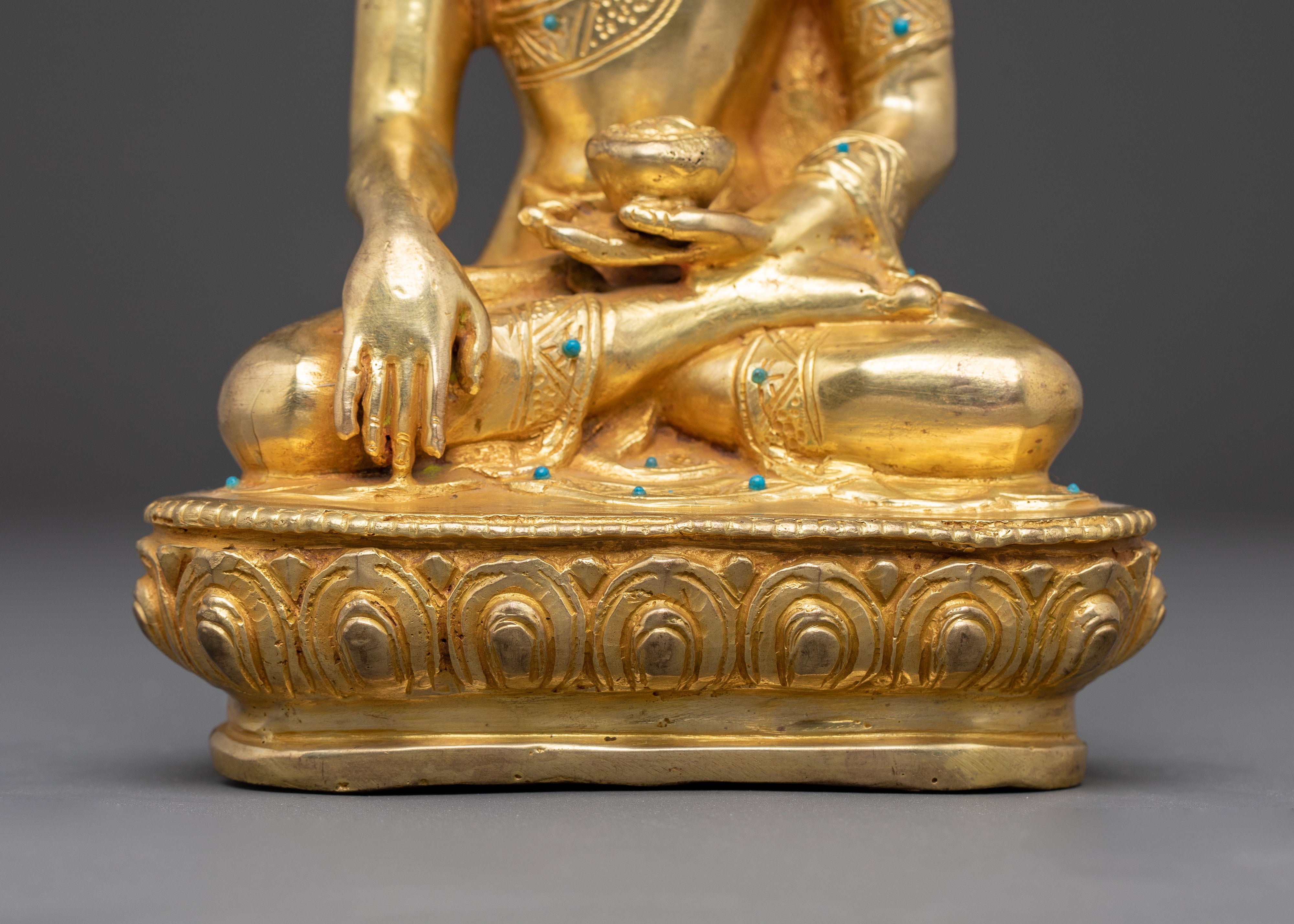 Handcrafted Radiant Artwork of Buddha Shakyamuni | Historical Enlightened One