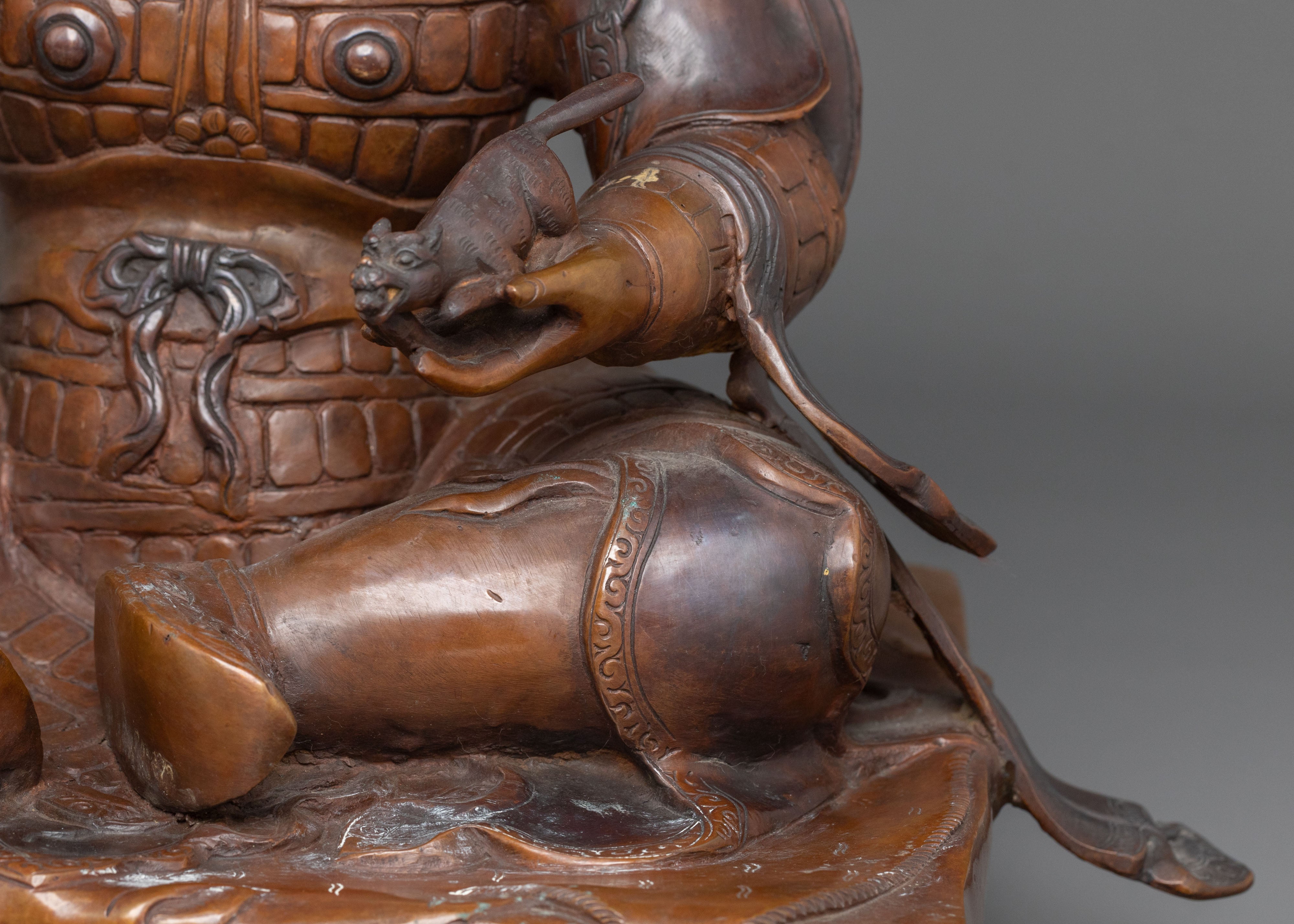 Four Heavenly Kings Statues of Protection: Sacred Buddhist Guardians