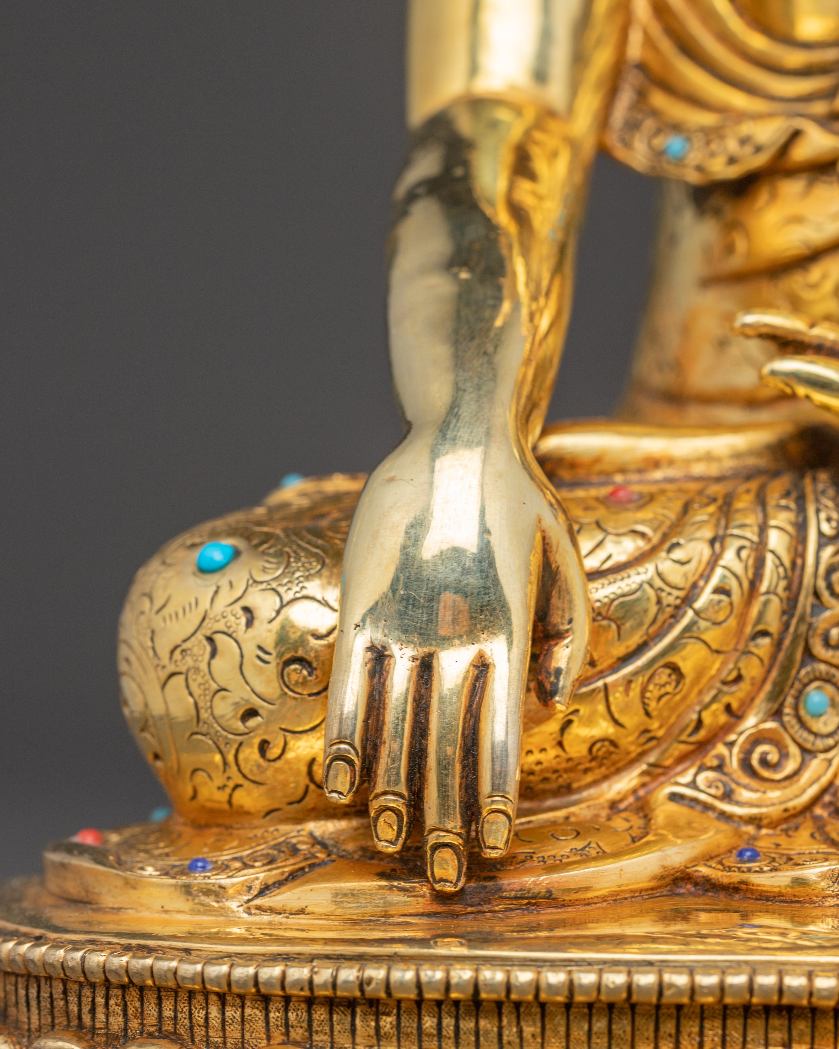 Copper Handcrafted Sculpture of Buddha Shakyamuni | Gautama Buddha Statue