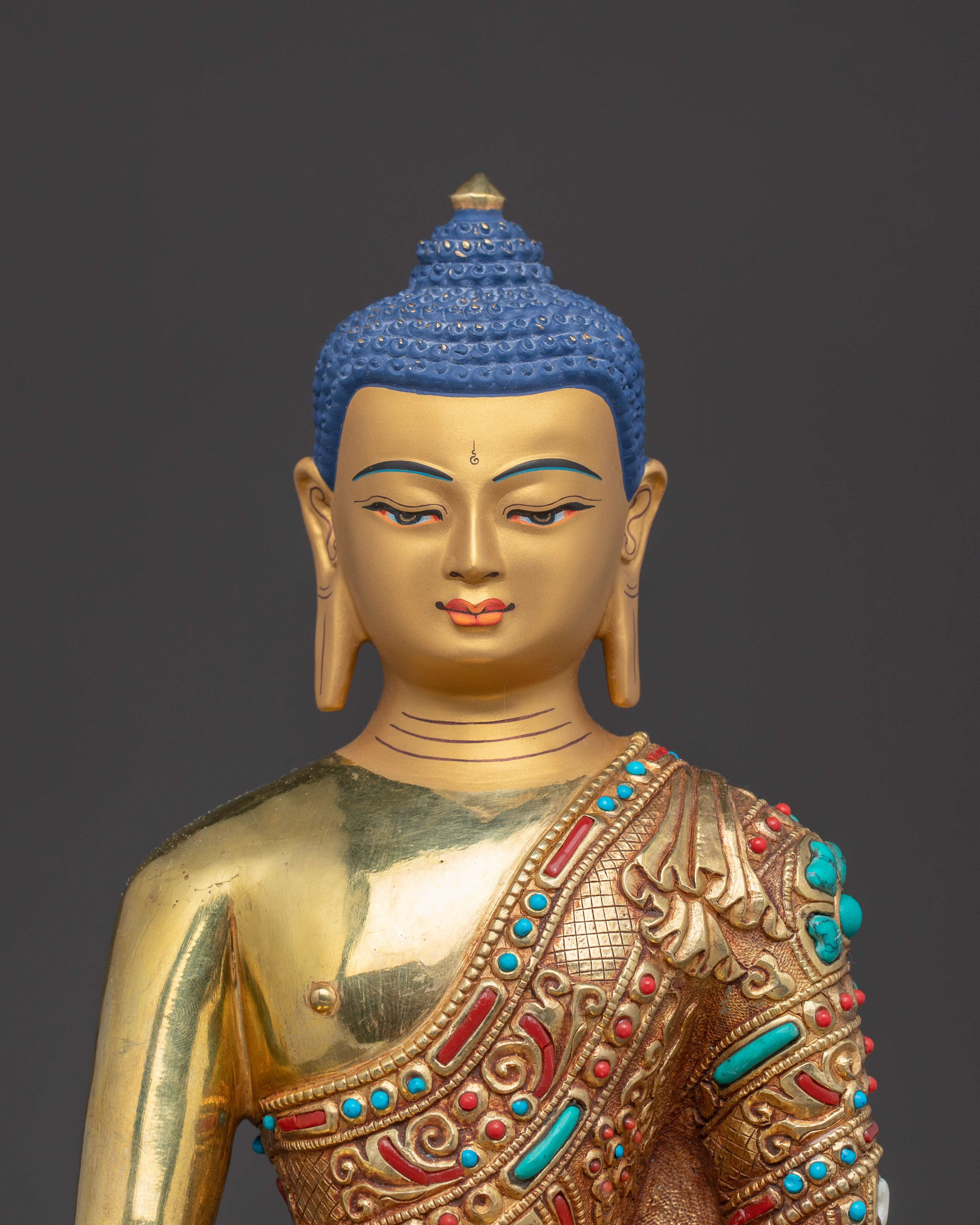 Shakyamuni Buddha Sculpture: Symbol of Power and Wisdom