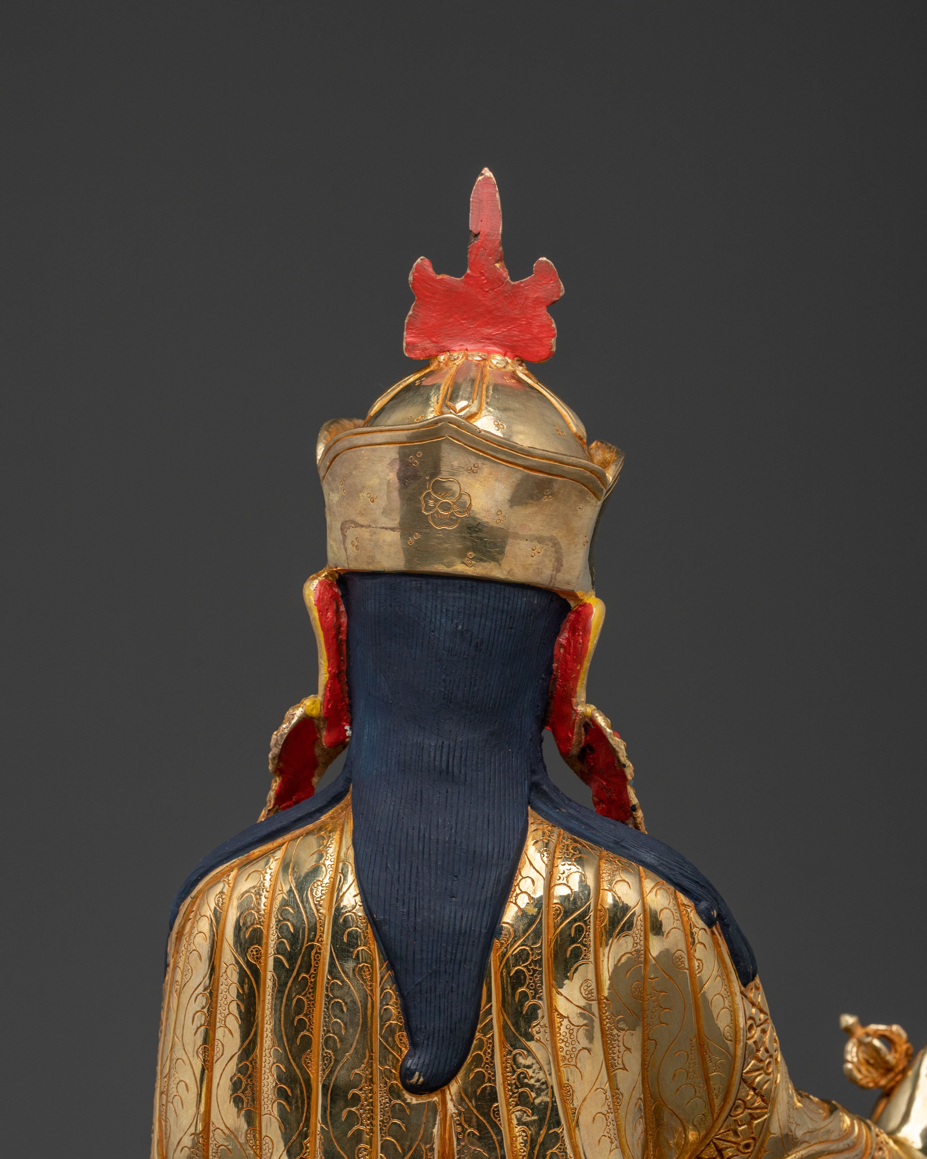 Handcrafted Guru Rinpoche Statue: Sacred Figurine