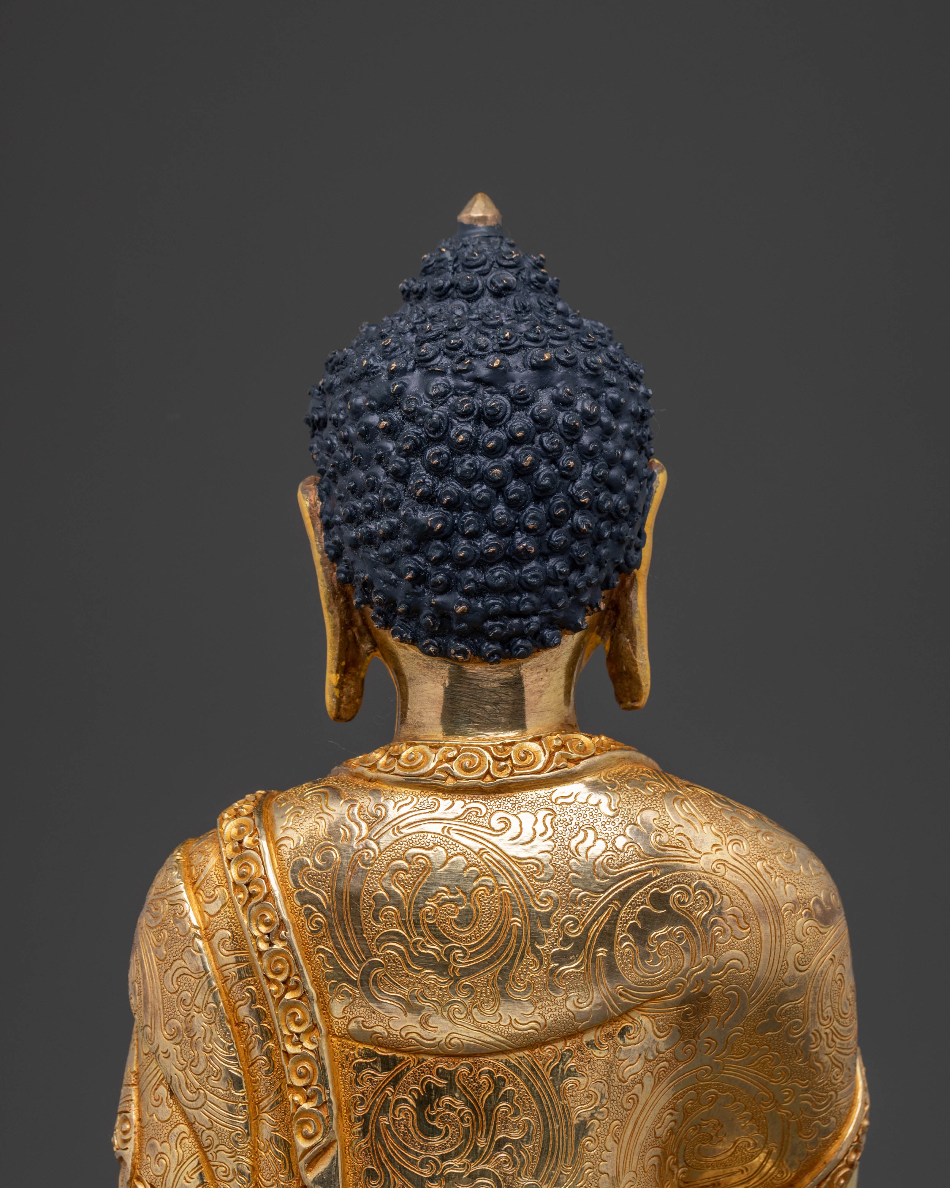 Himalayan Buddha Shakyamuni Golden Statue – Serene Radiance