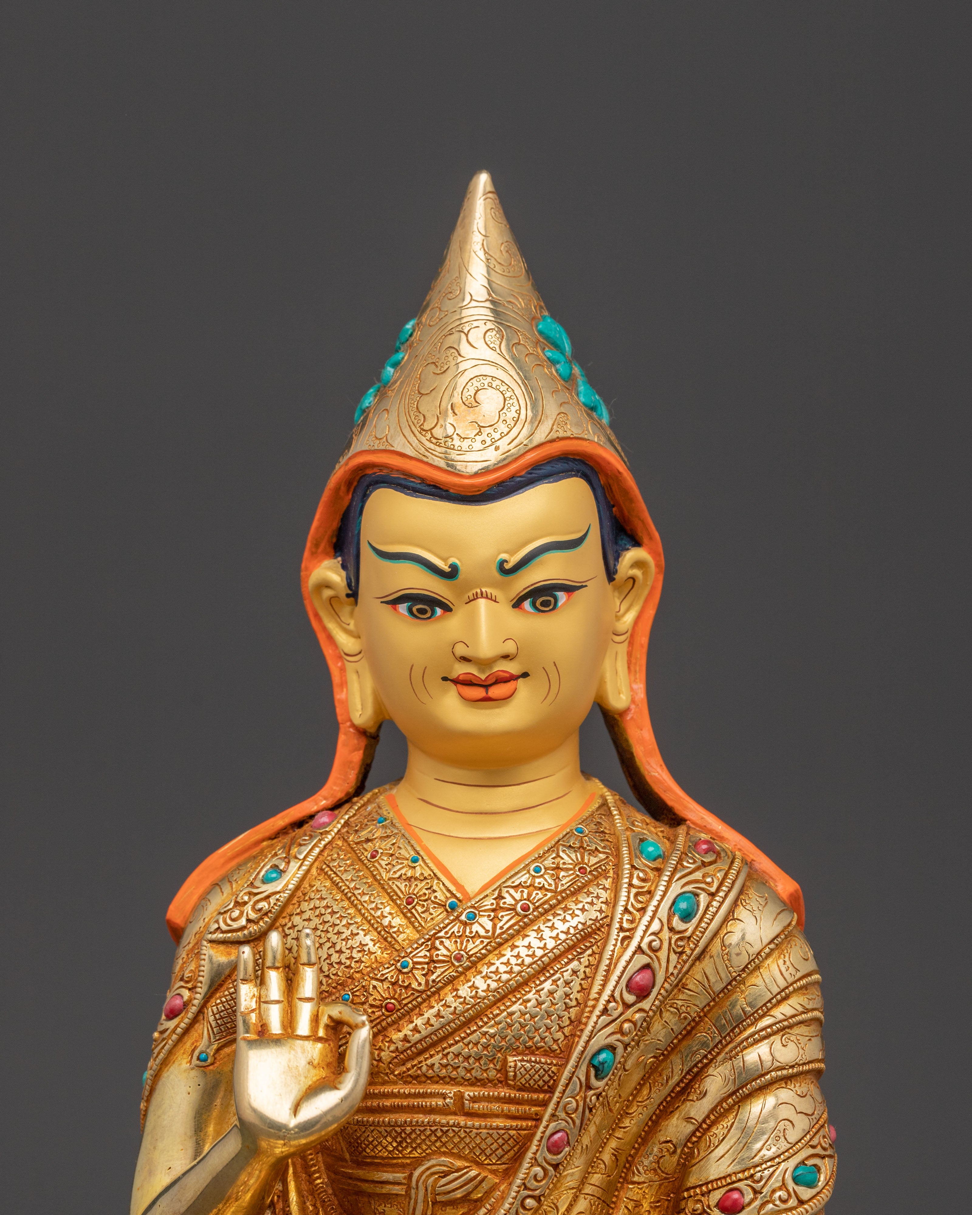 Statue of Tsongkhapa with Disciples