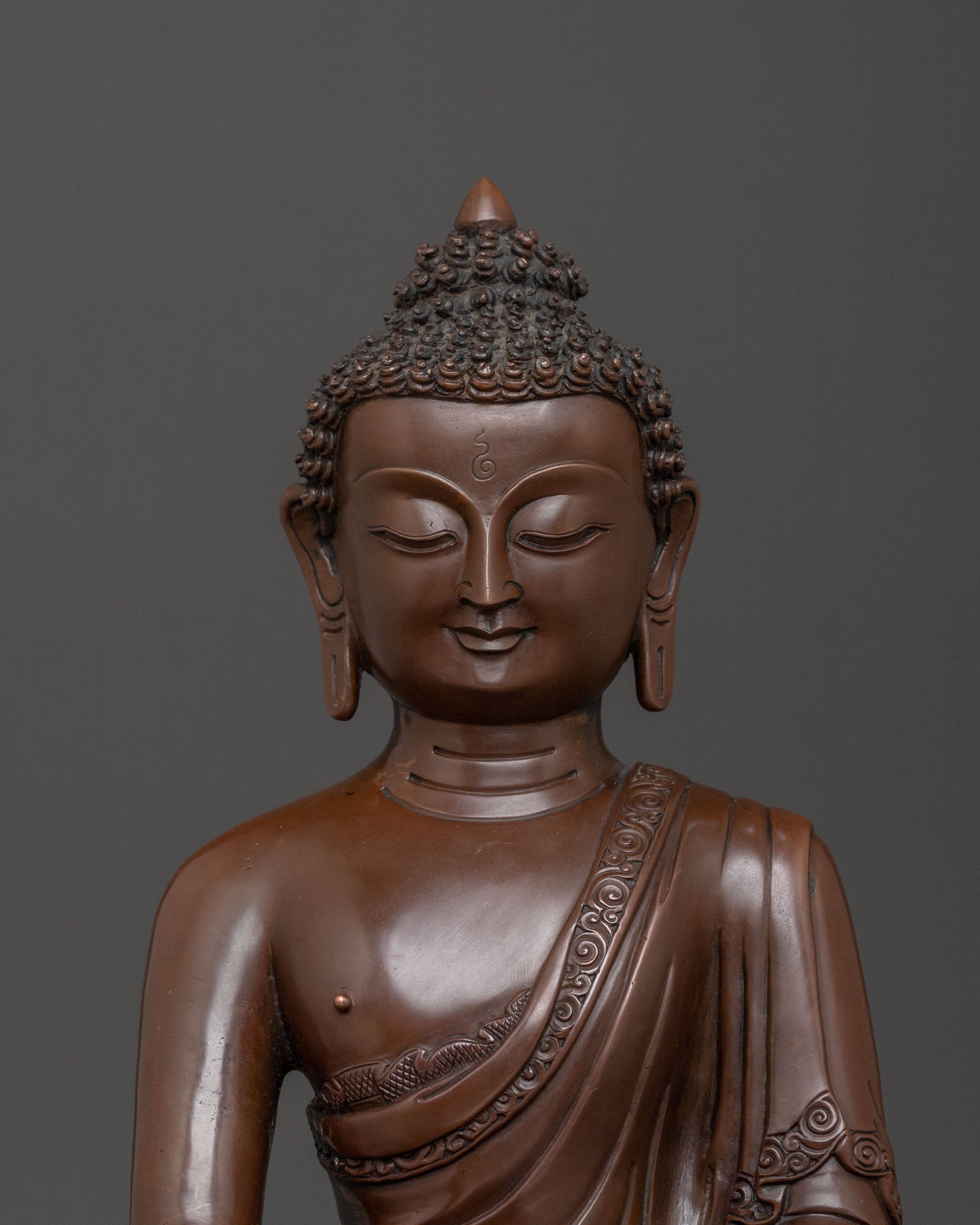 awakened teacher shakyamuni buddha statue