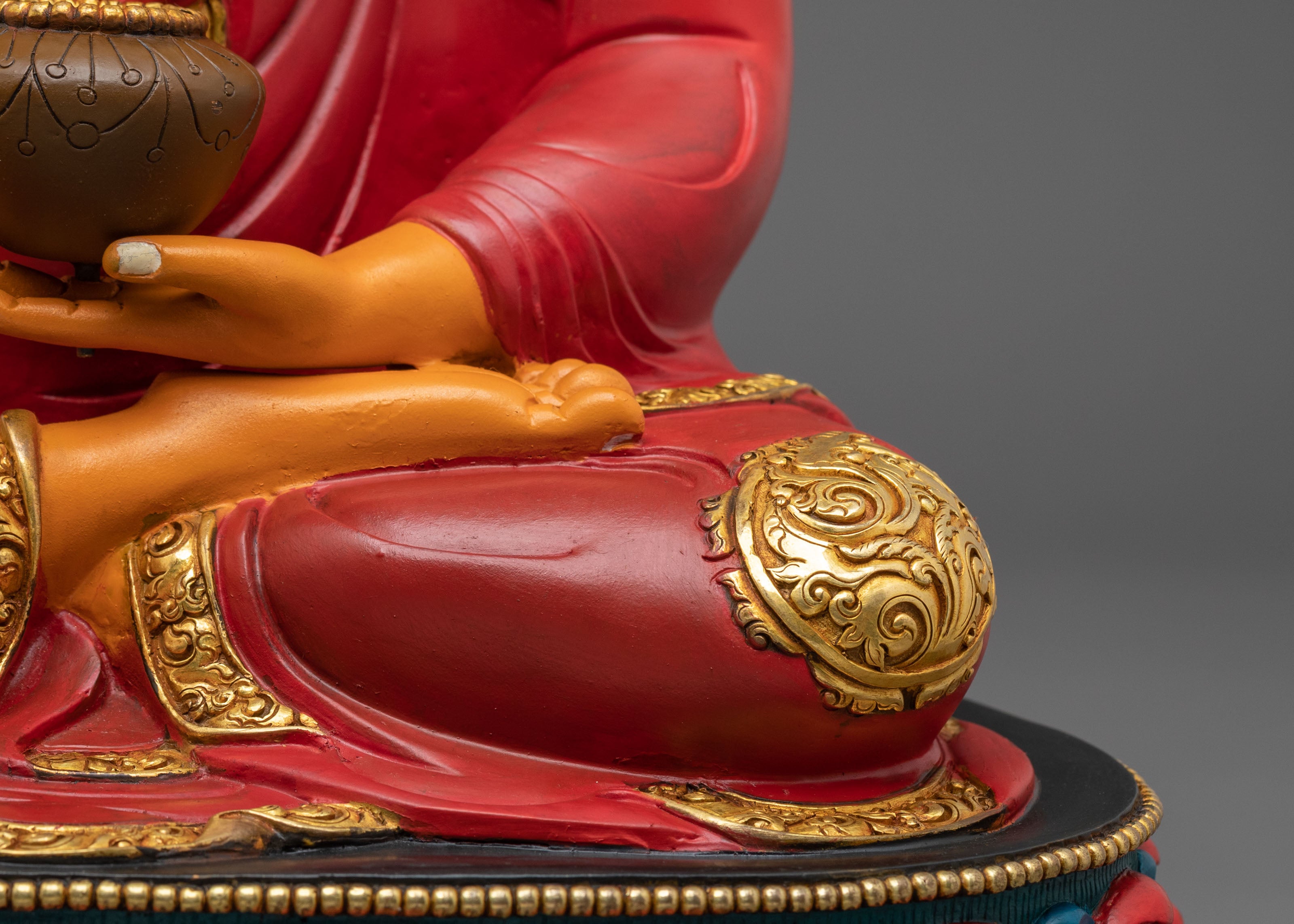 Shakyamuni Buddha Sculpture of Divine Knowledge