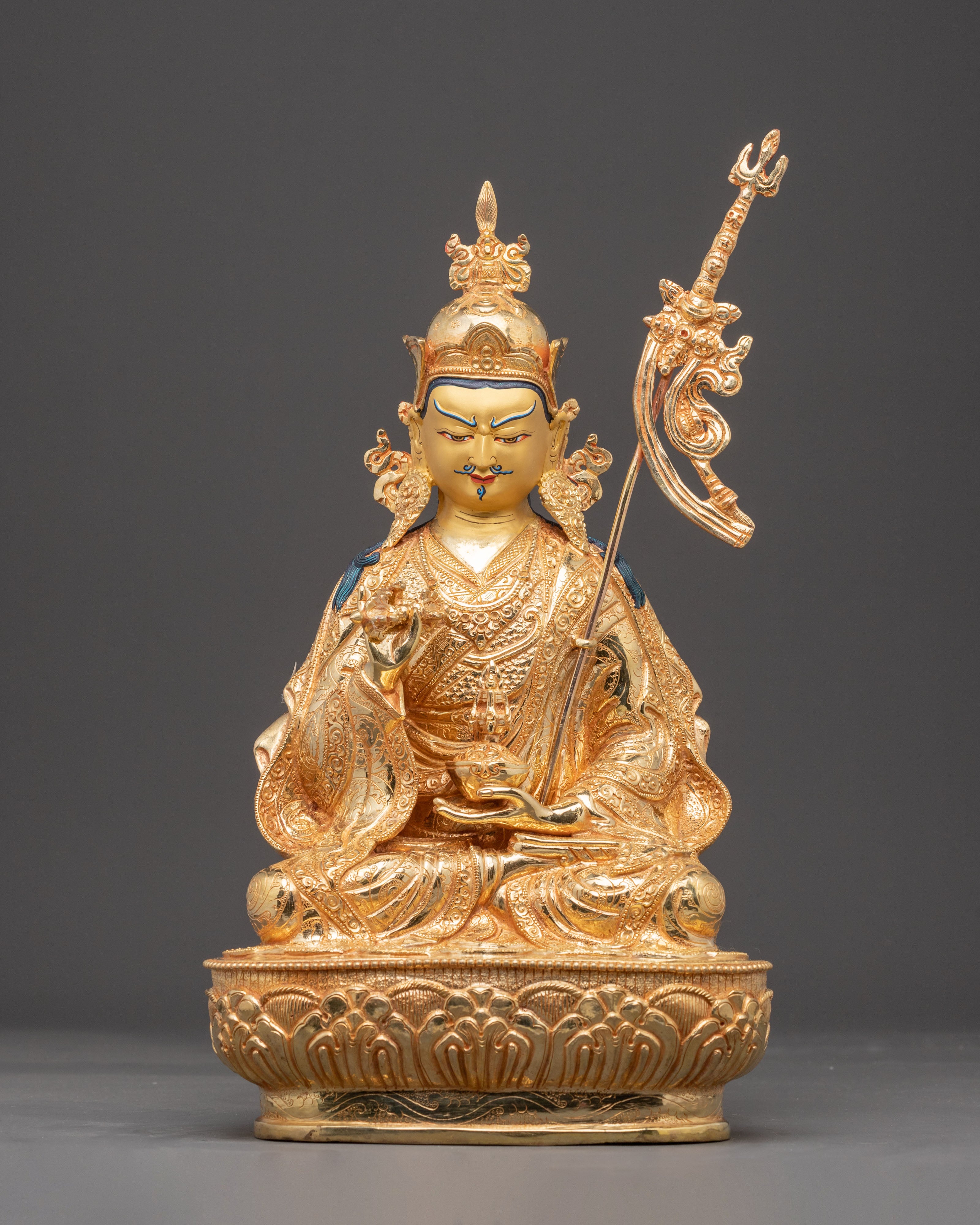 Guru Rinpoche Statue