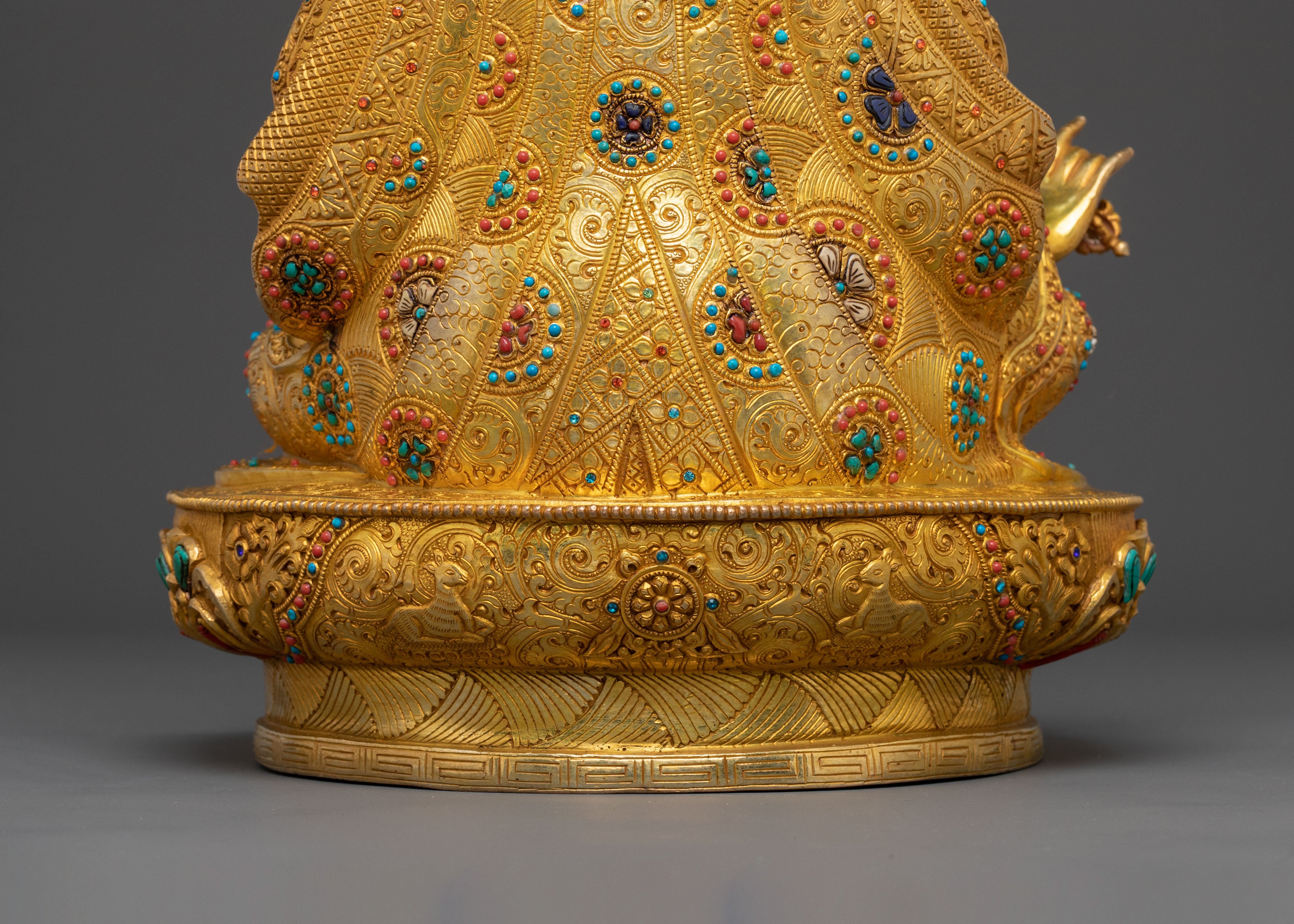 Divine Guru Rinpoche Statue for Spiritual Transformation