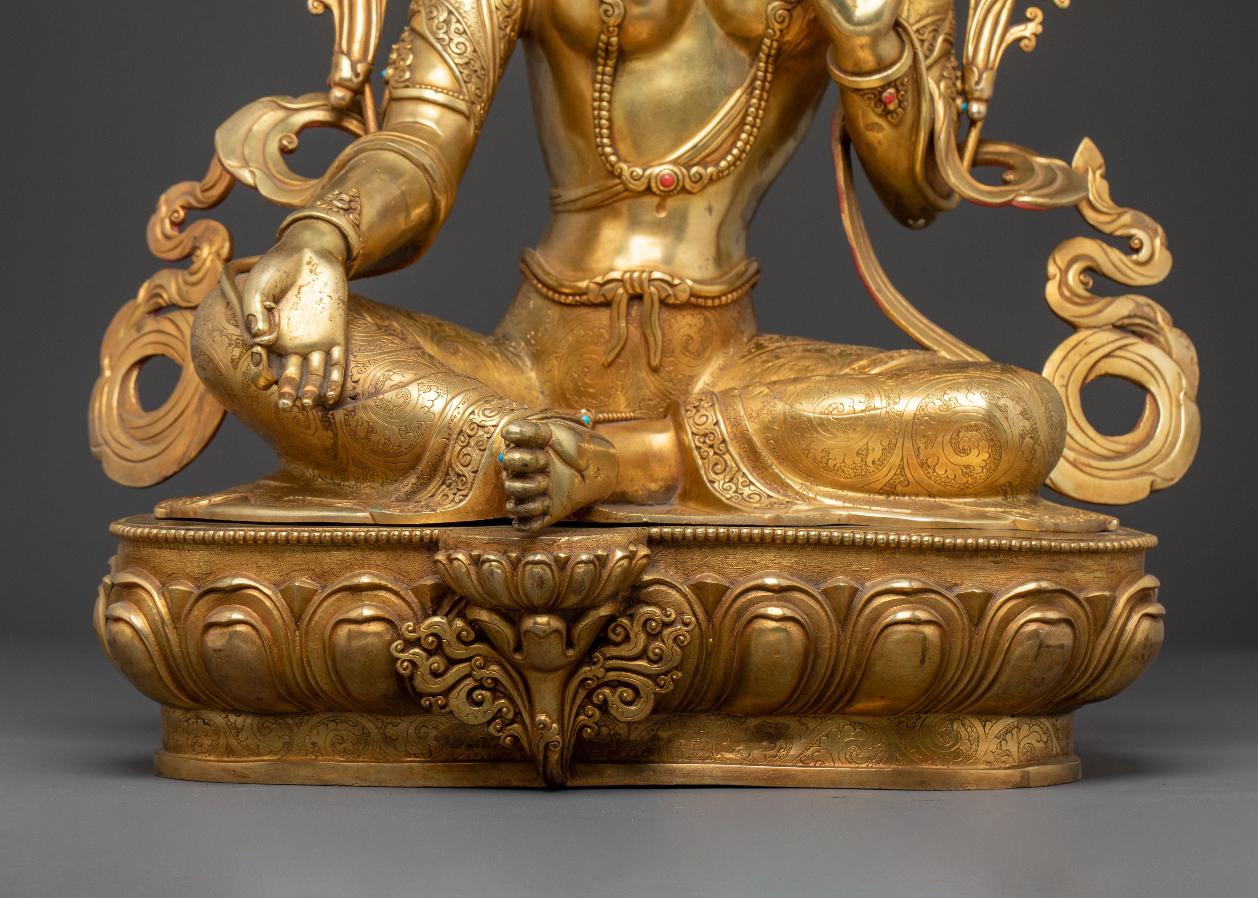 Sacred Green Tara Altar Statue – Hand-Gilded Copper