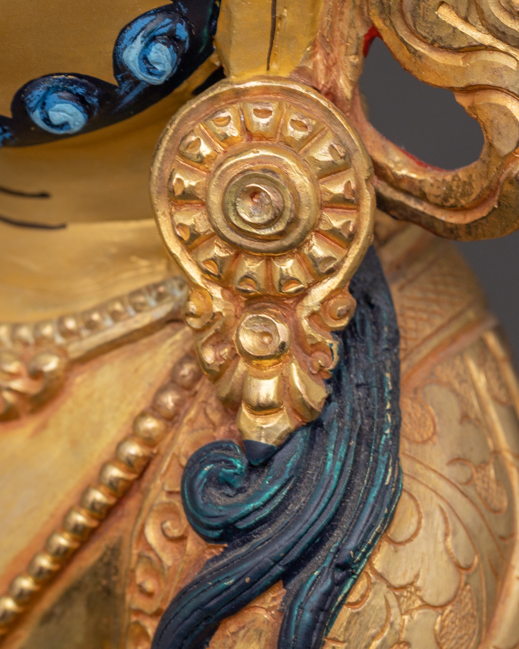 Golden Dzambhala Statue: Spiritual and Wealth Blessings