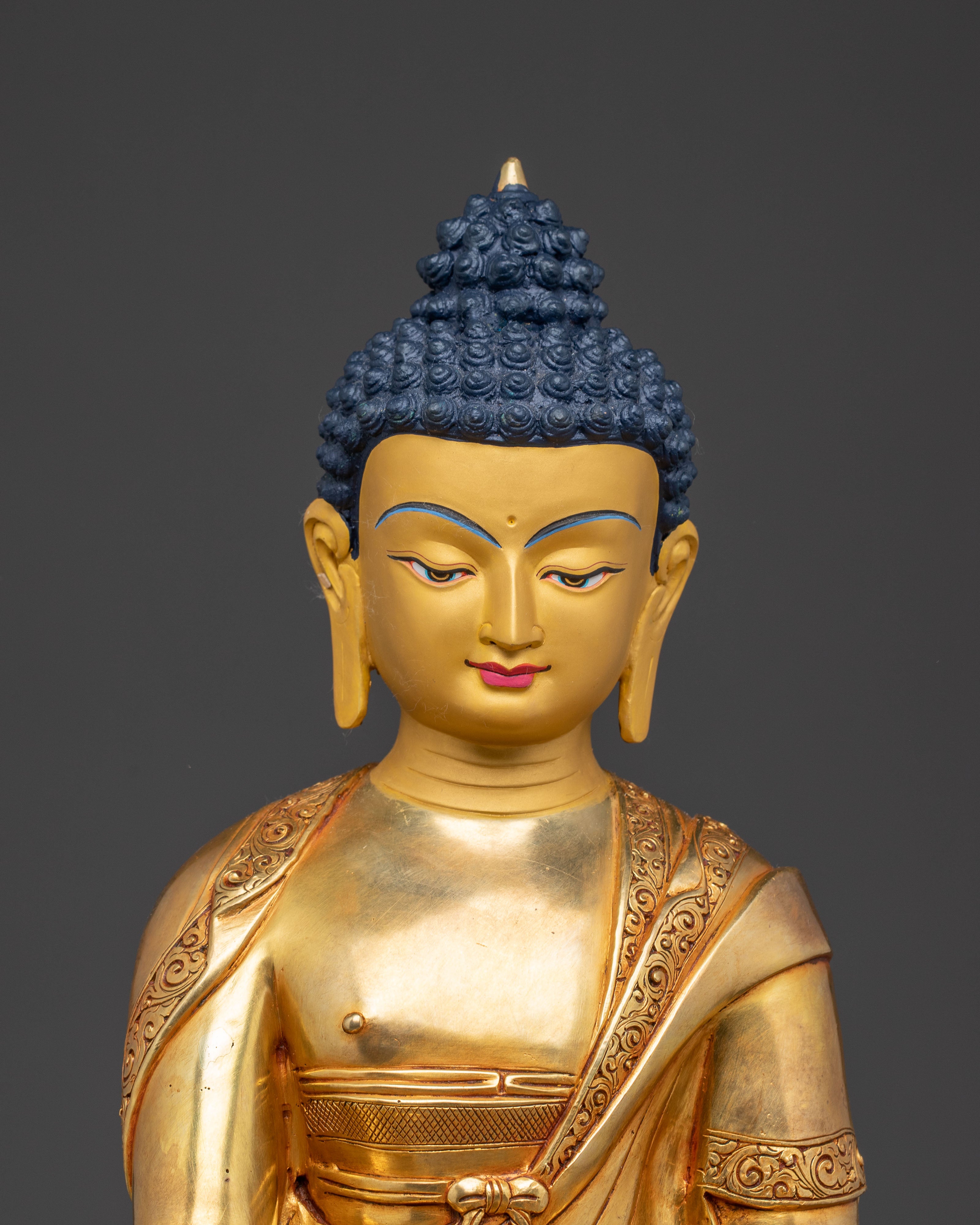 Shakyamuni Buddha Statue: Attain Peace and Freedom