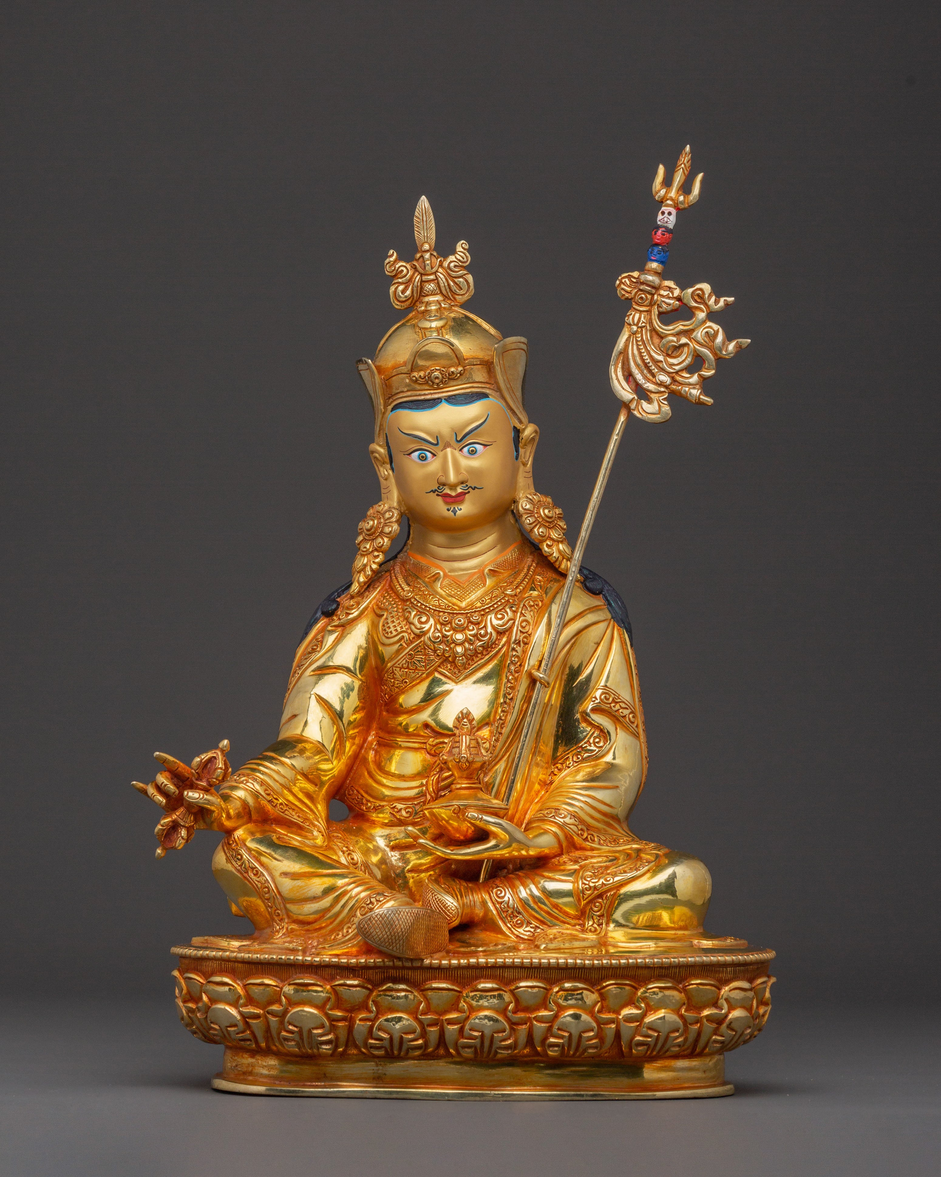 Lotus King Guru Rinpoche Statue
