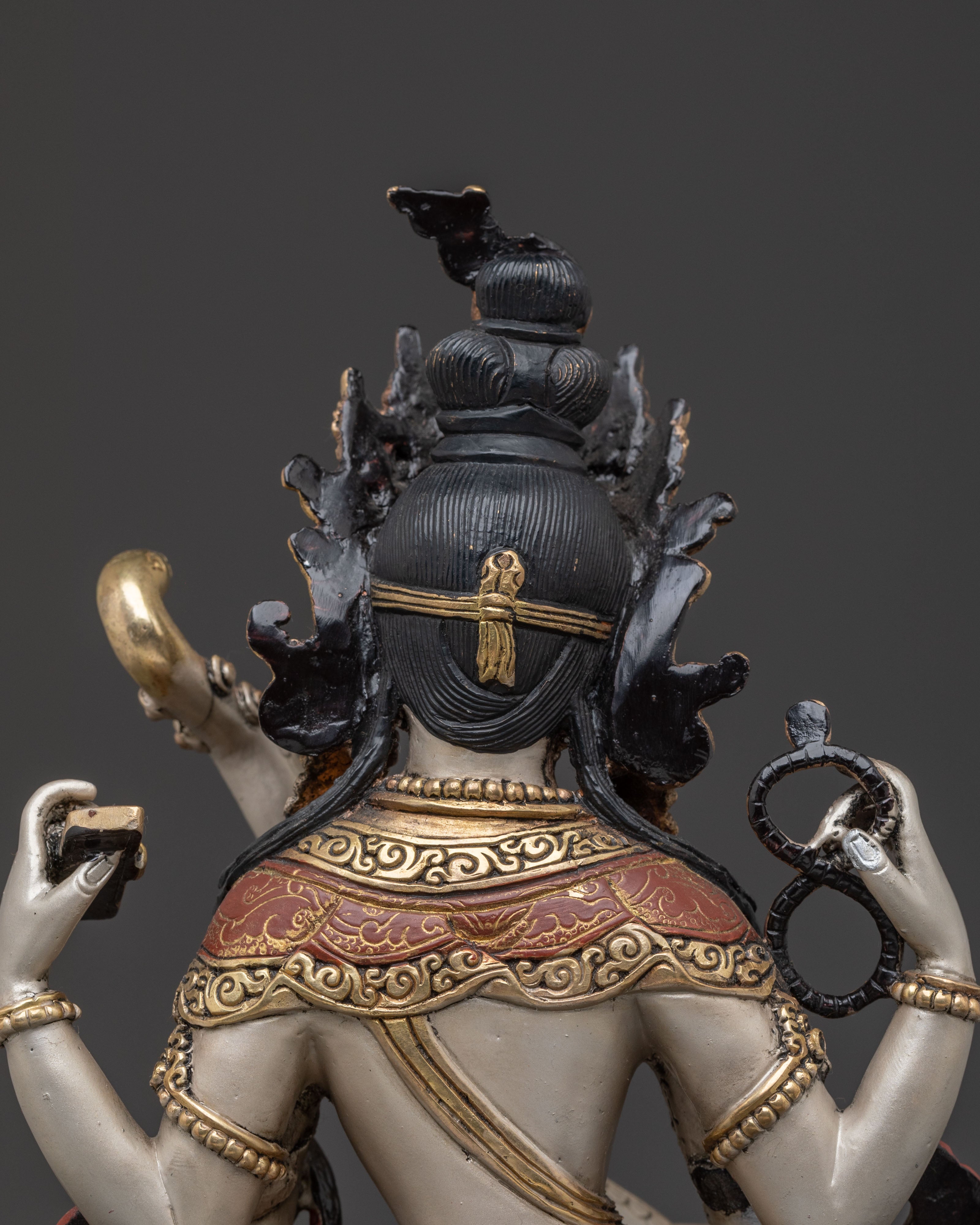 Goddess Saraswati Statue on Throne | Knowledge Icon