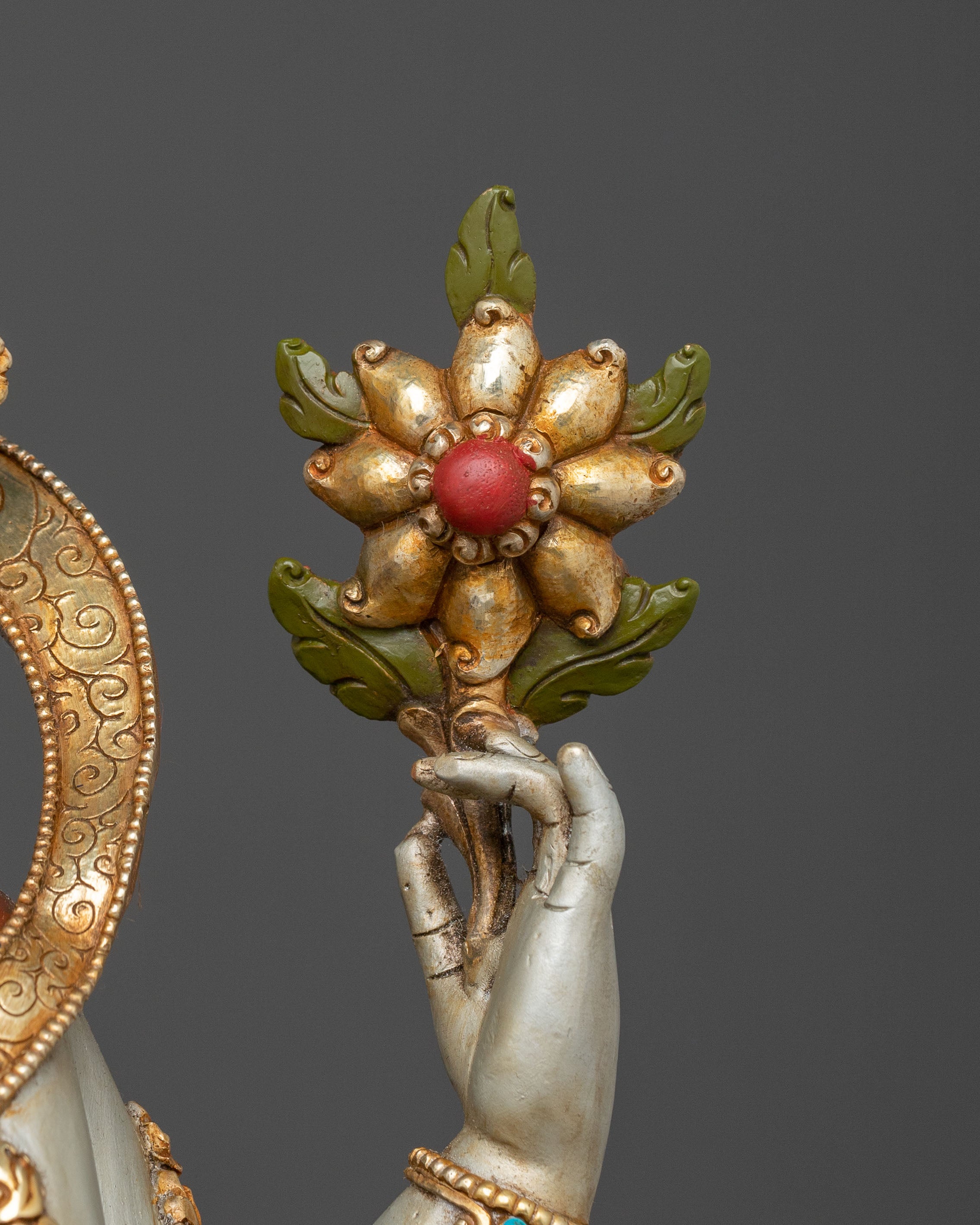 Chenrezig Statue Embodies Boundless Compassion