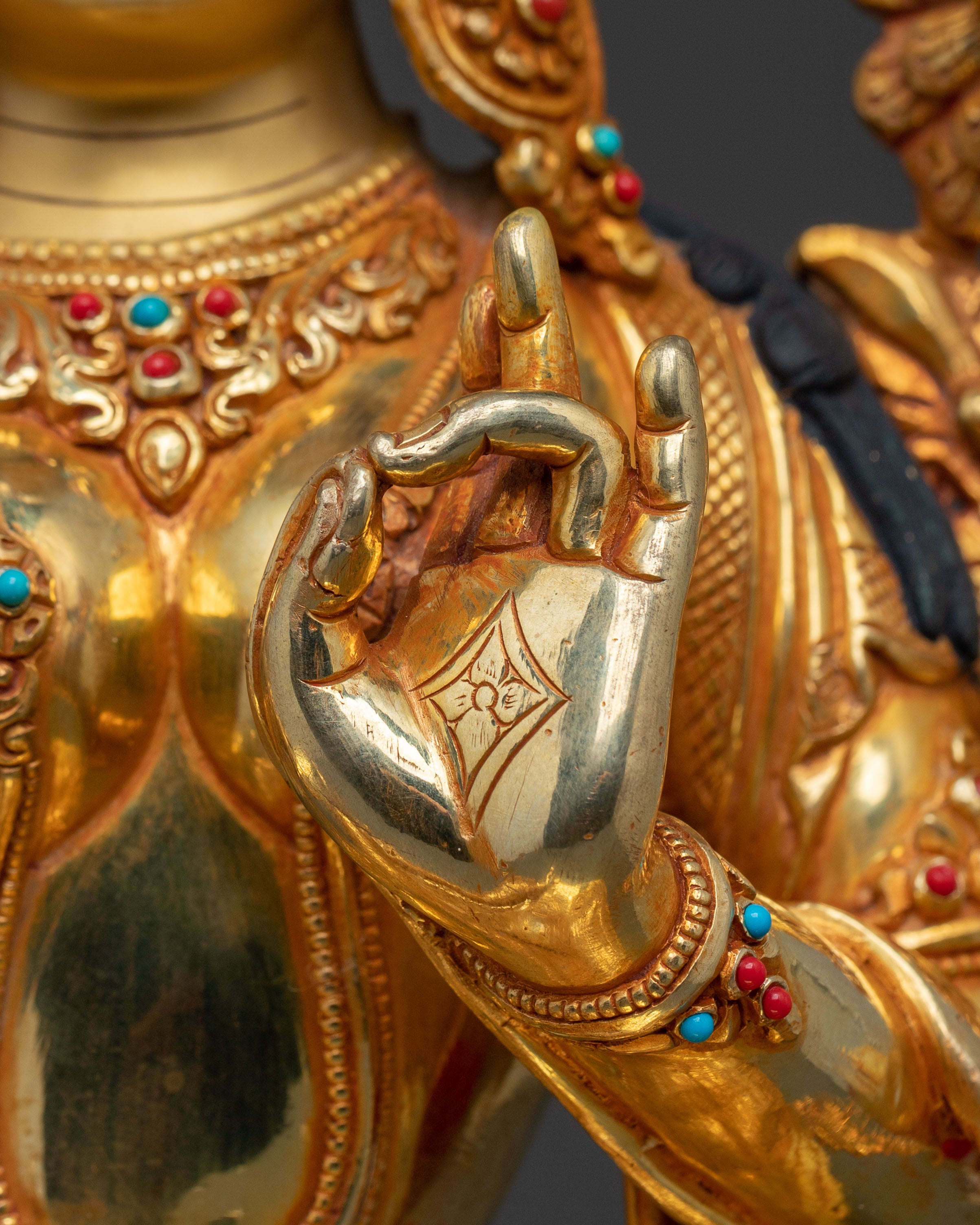 Green Tara Statue Protector of All | Symbol of Compassion