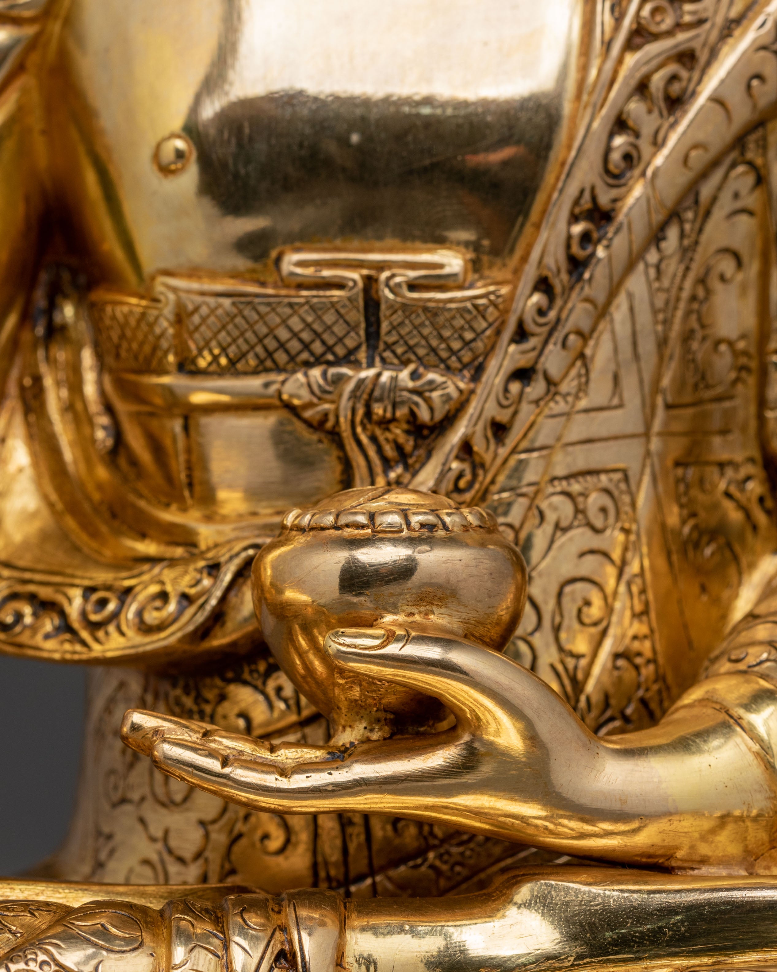 Handmade Shakyamuni Buddha Statue | Enlightened One