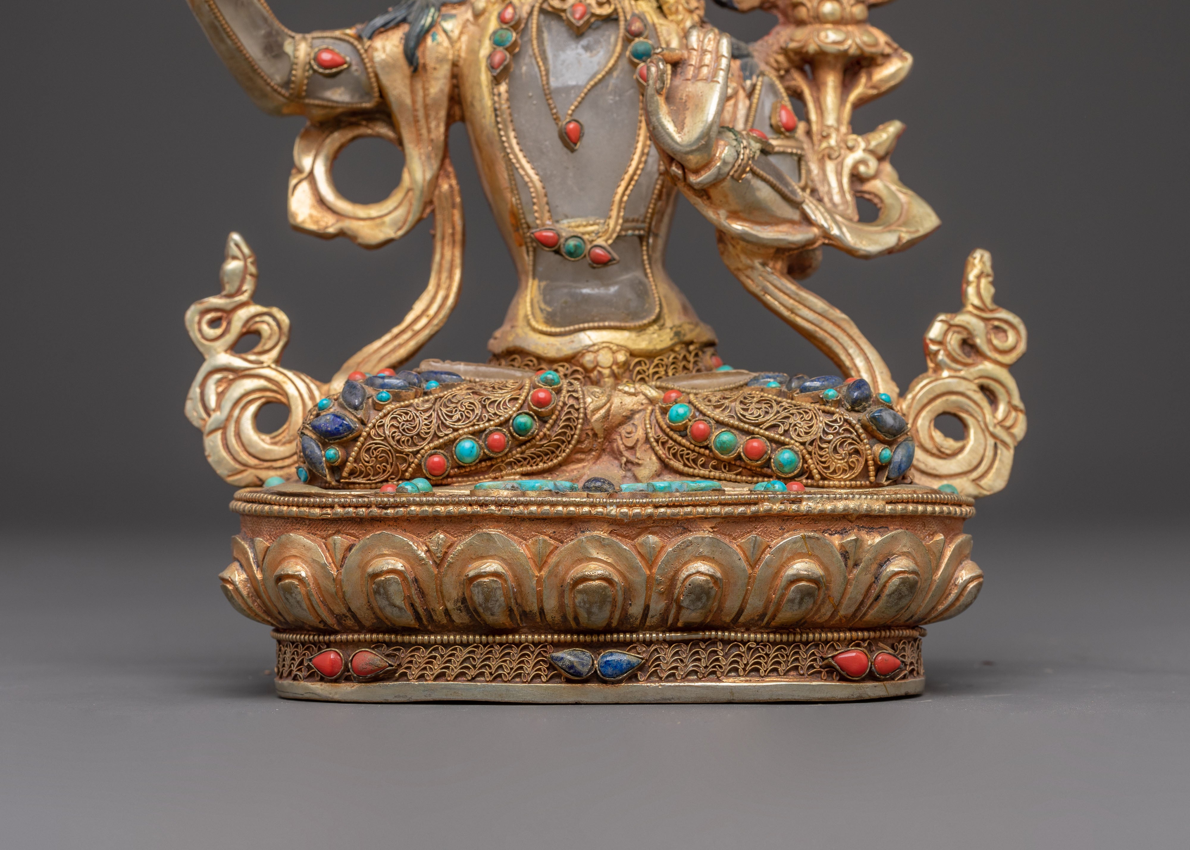 Manjushri Statue: Embodiment of Transcendent Wisdom