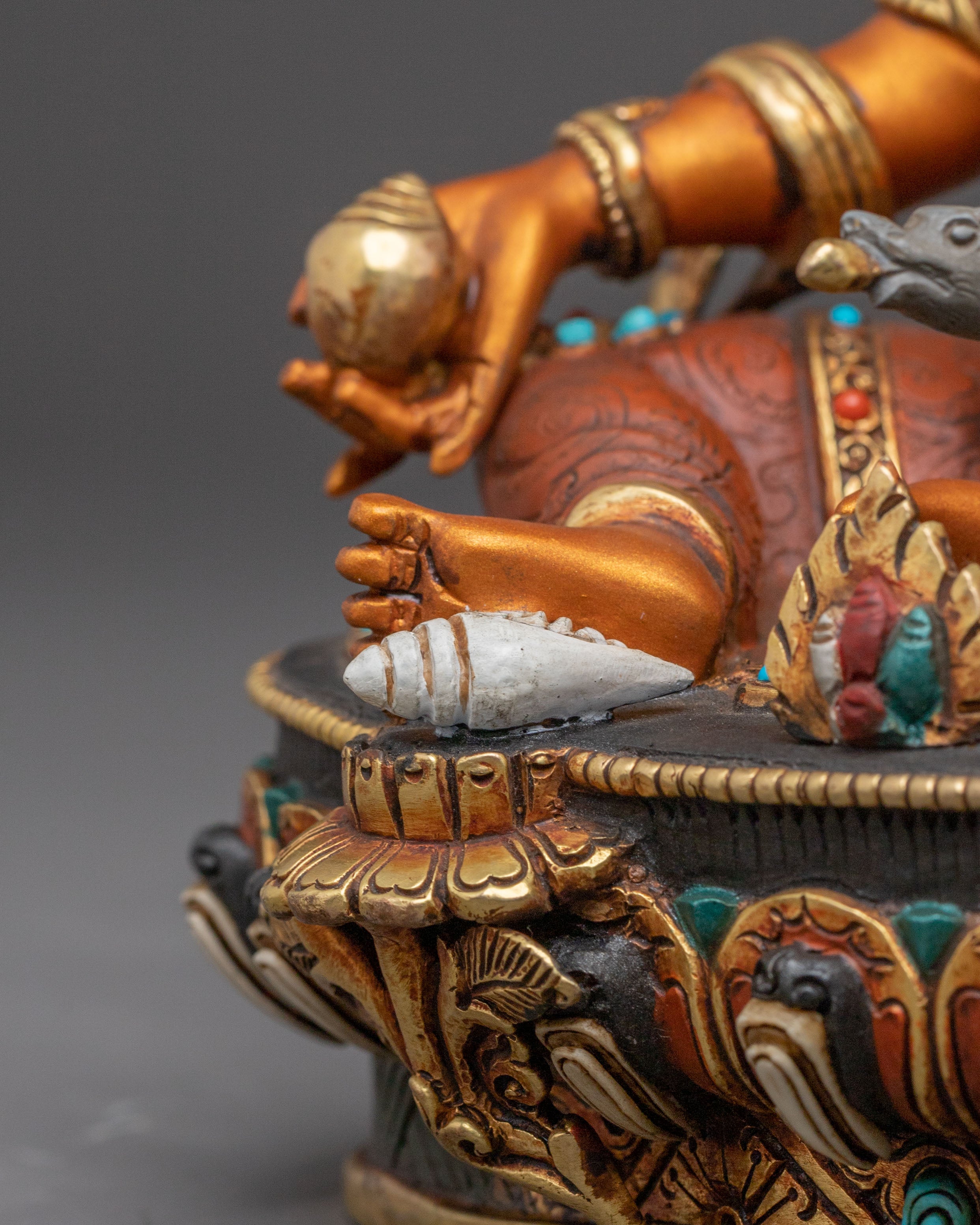 24K Gold Gilded Copper Dzambhala Statue – Exquisite Artisanal Masterpiece