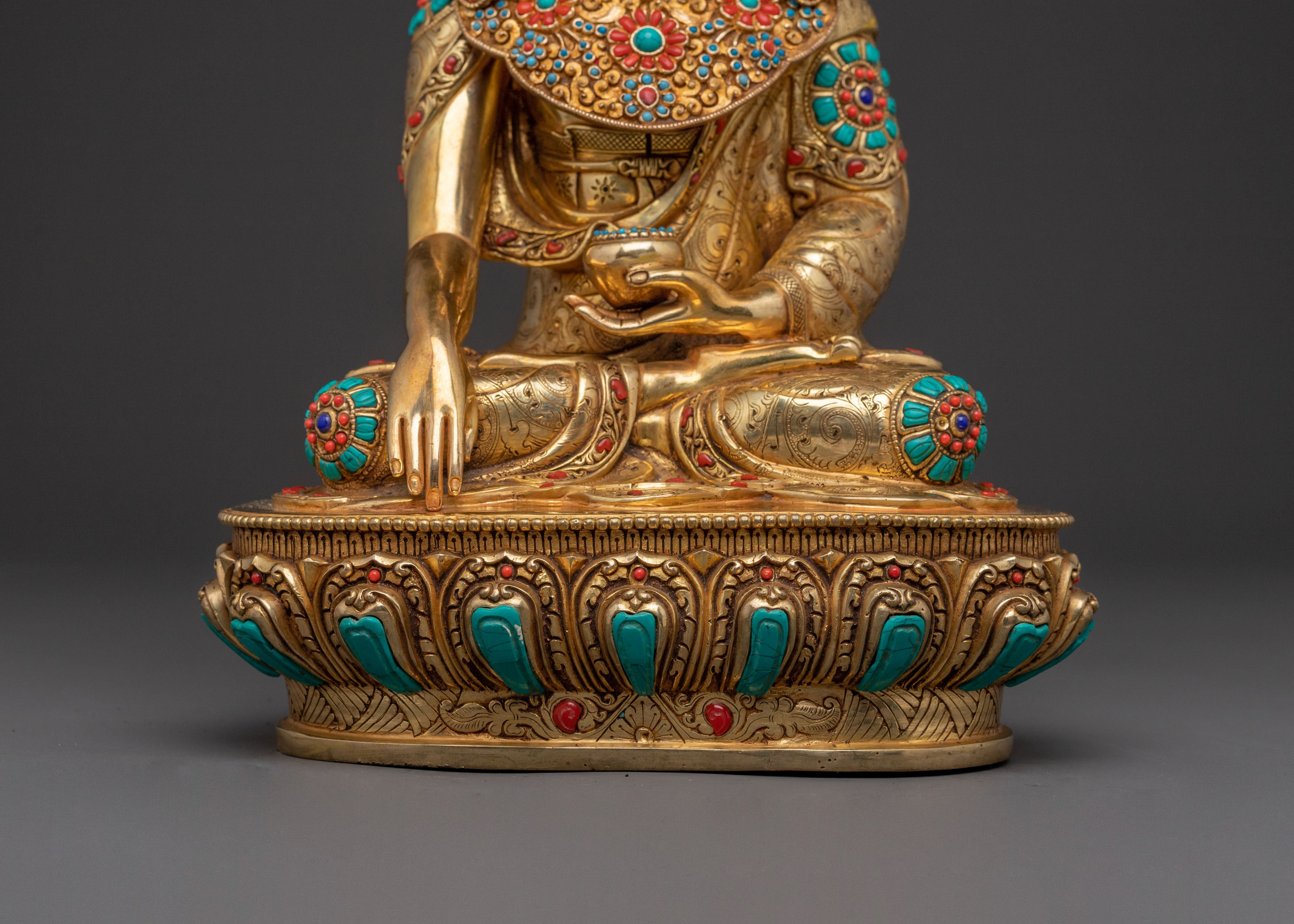 Shakyamuni Buddha Golden Statue with Crown – Himalayan Craft