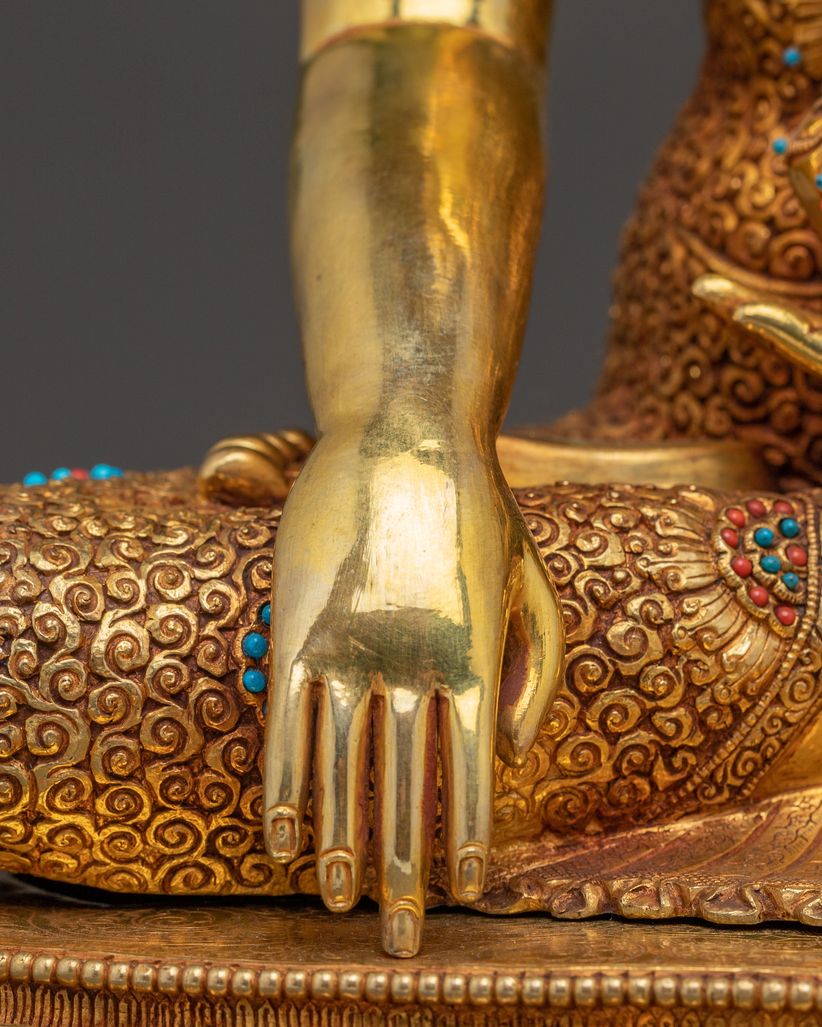 Golden Shakyamuni Buddha Enlightenment Statue