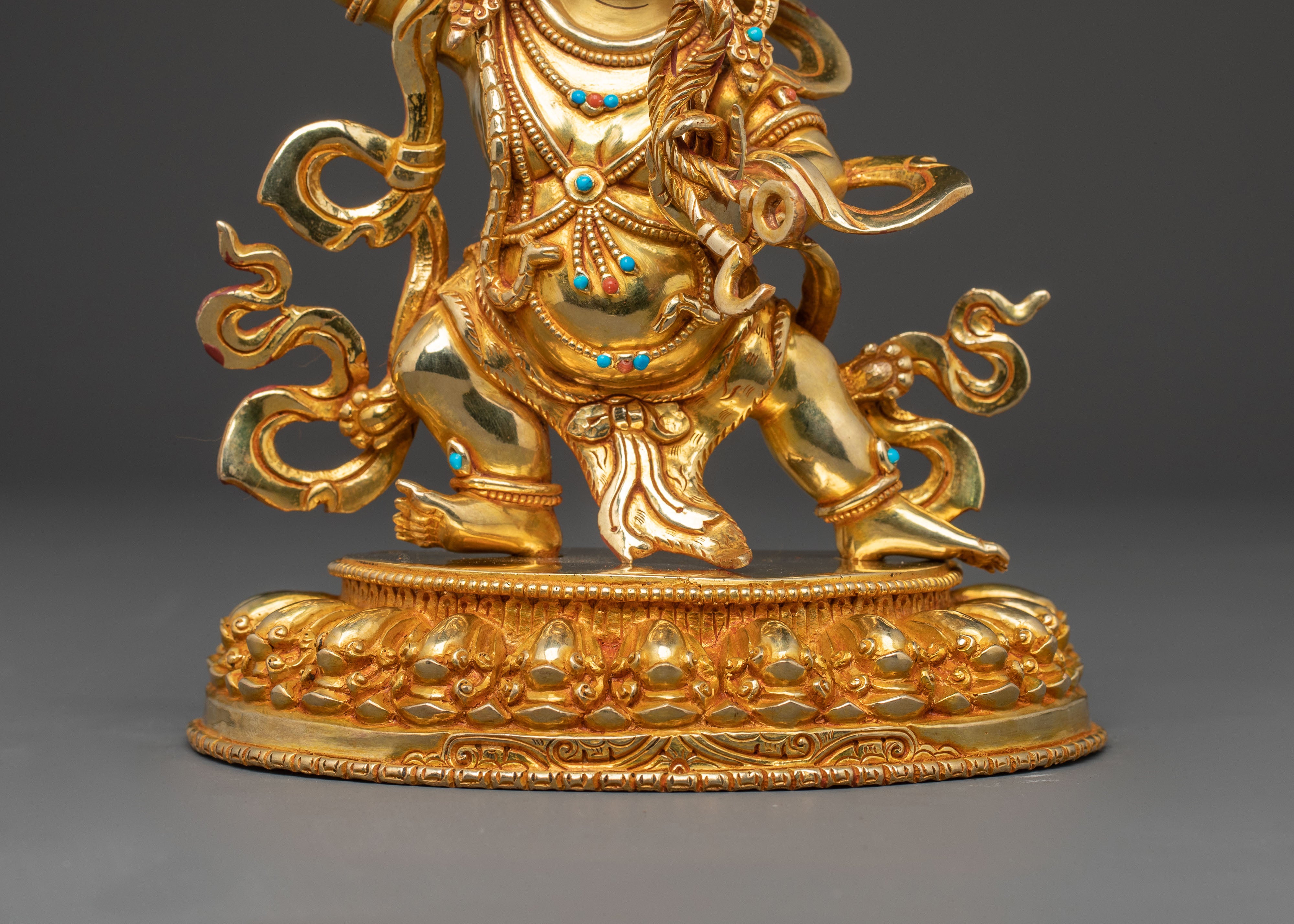Vajrapani Guardian Bodhisattva Statue – Handcrafted Gold Gilded Copper Statue