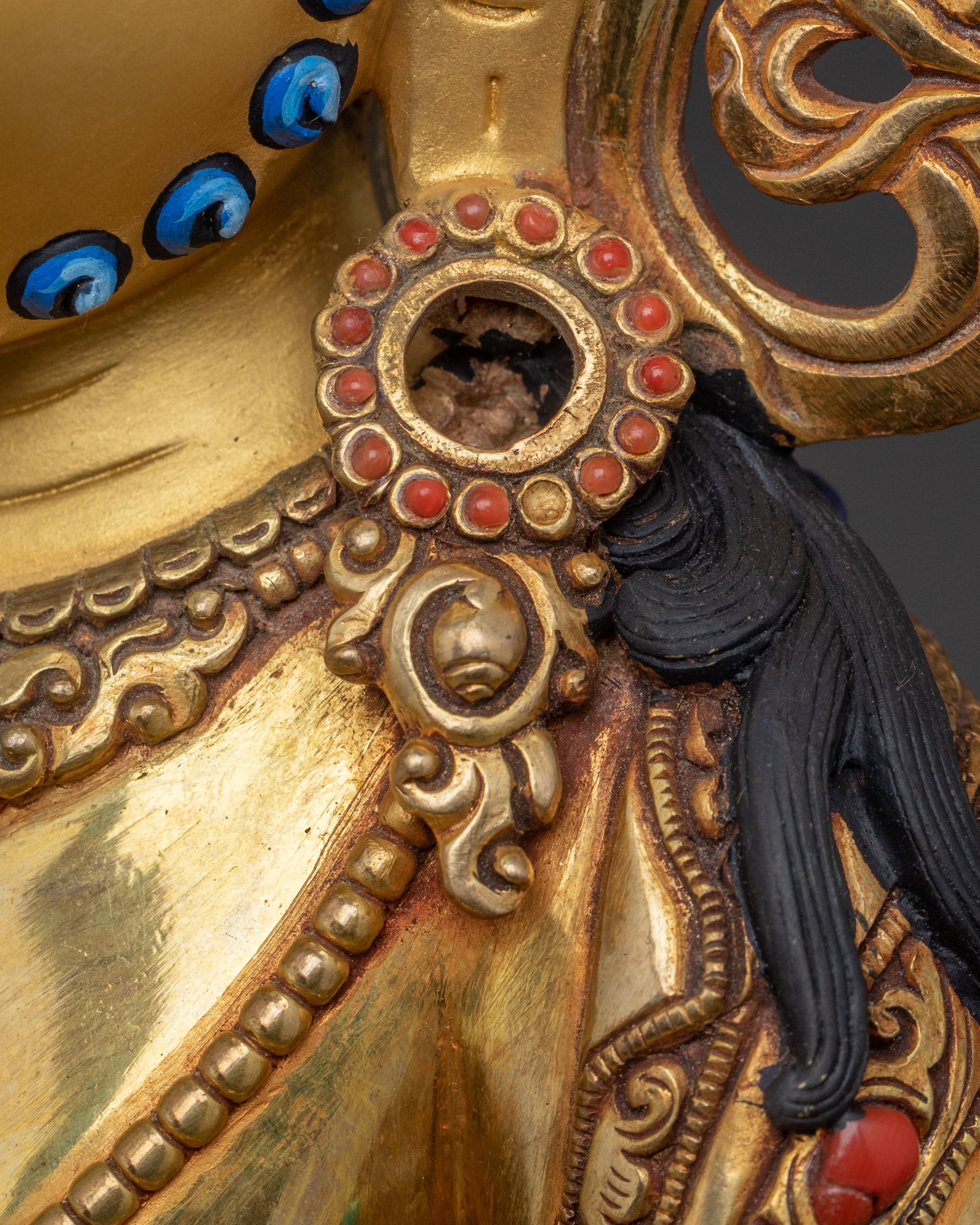 Golden Dzambhala Sacred Statue