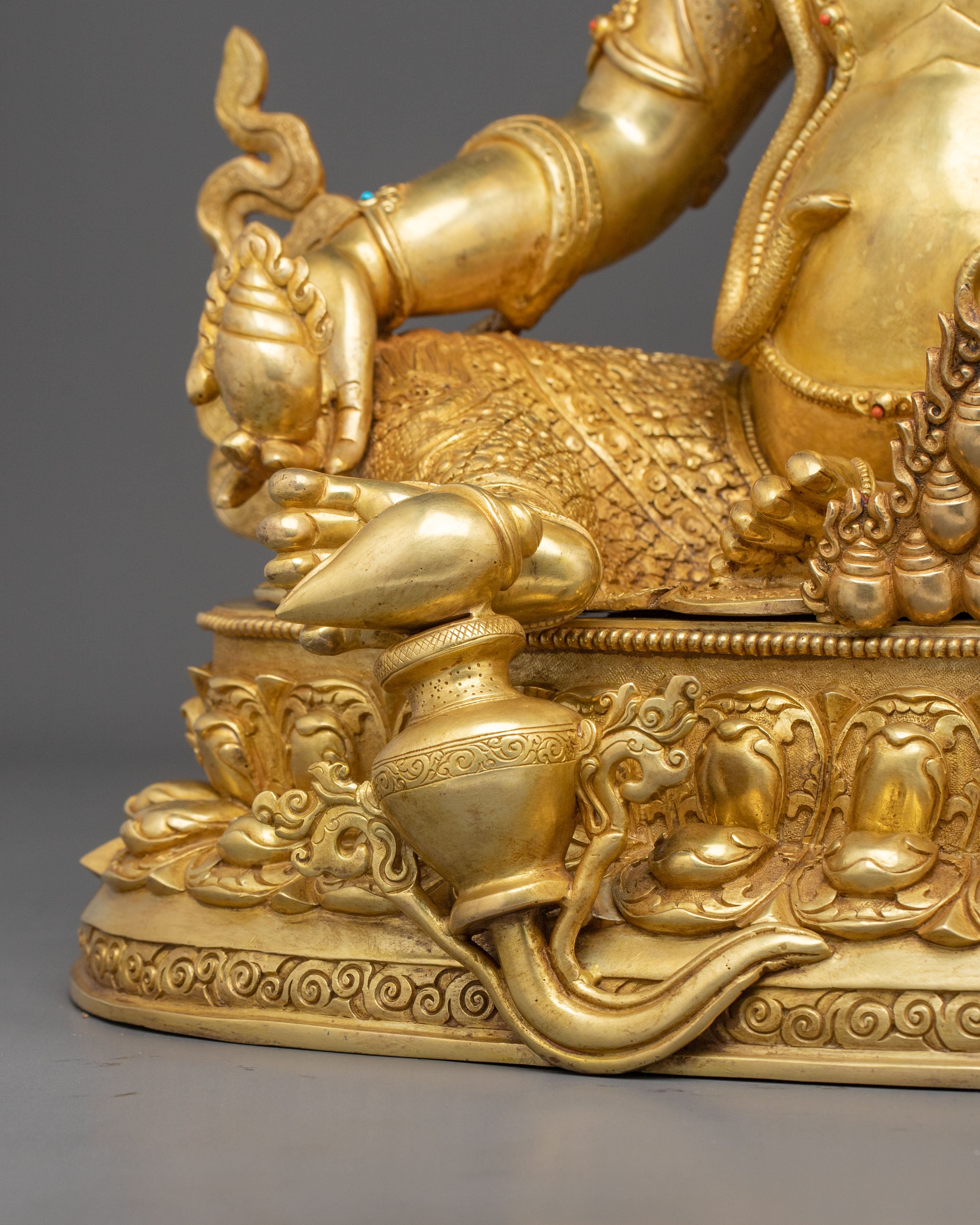 Dzambhala Sacred Statue | 24K Gold Gilded Buddhist God