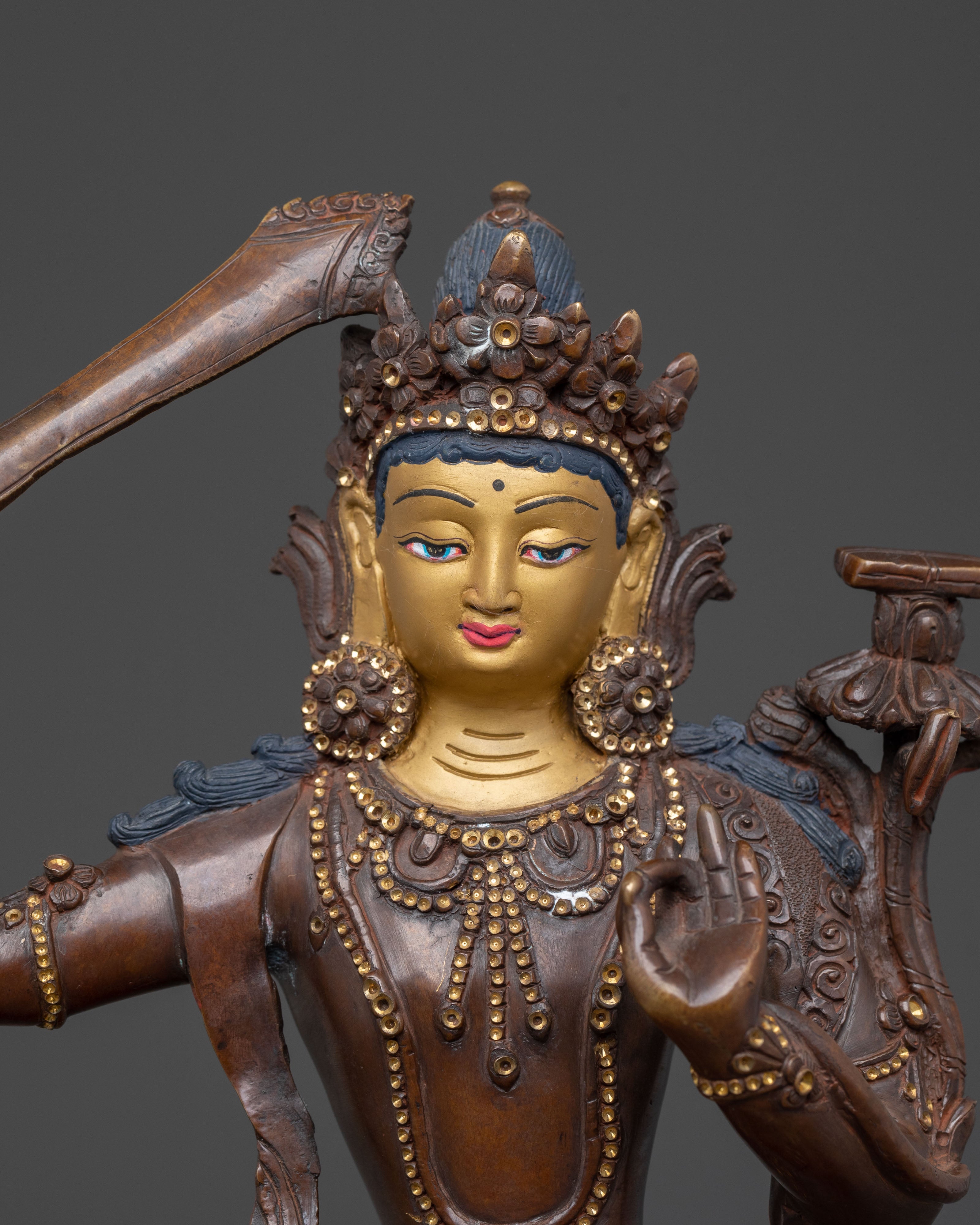 Wisdom Statue: Symbol of Knowledge & Enlightenment