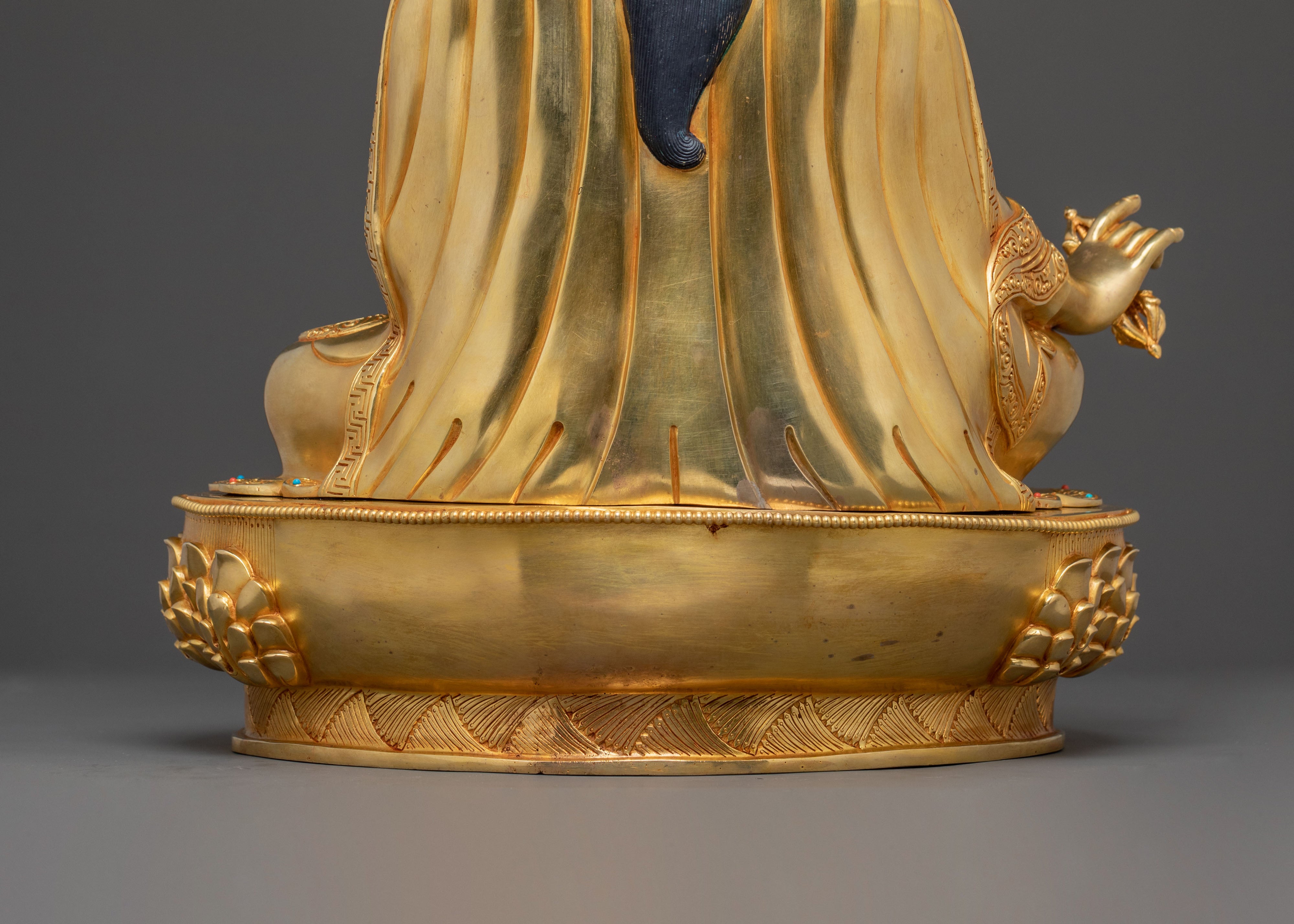 Guru Rinpoche Tibetan Sacred Statue | A Symbol of Divine Power