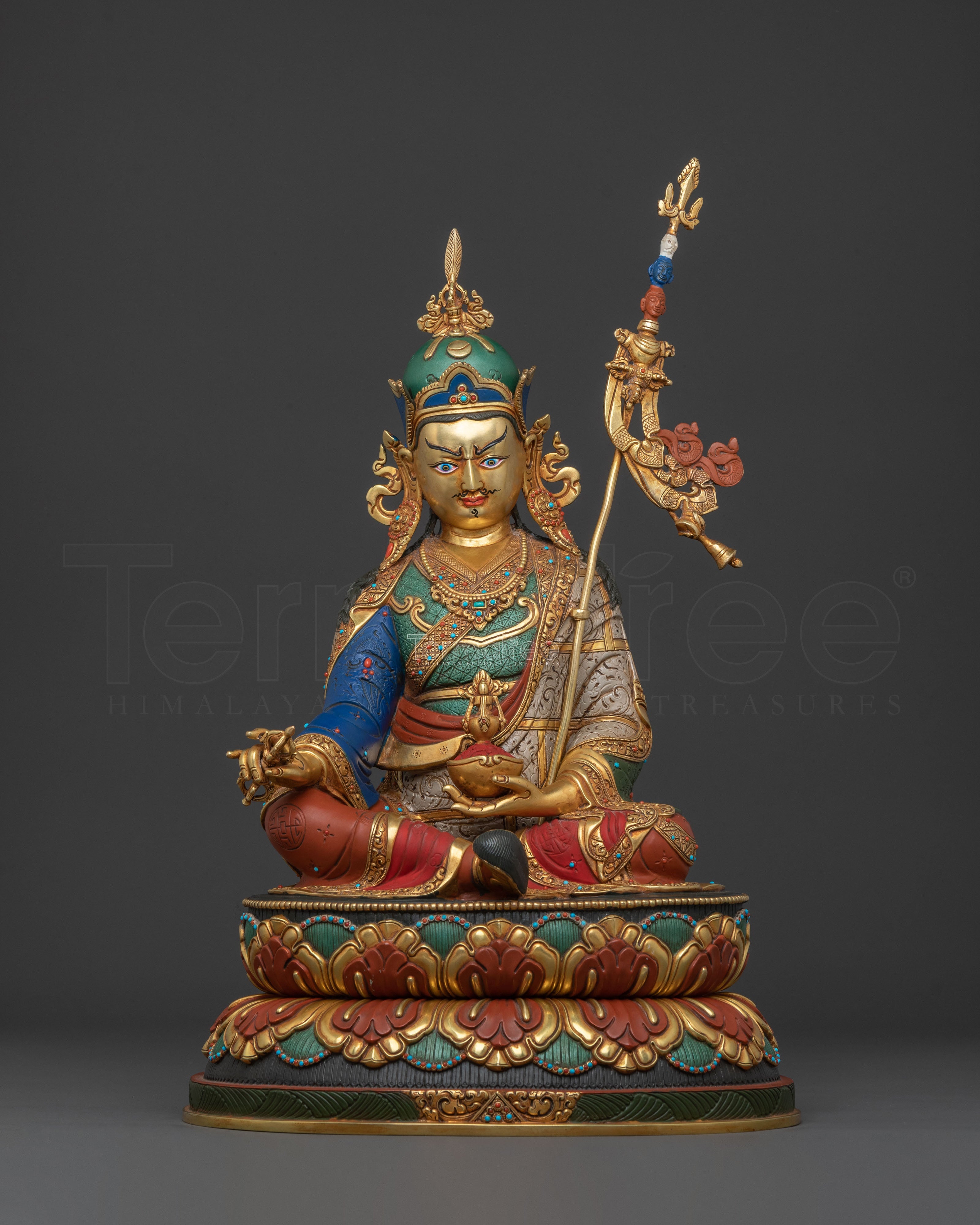 Guru Rinpoche Statue