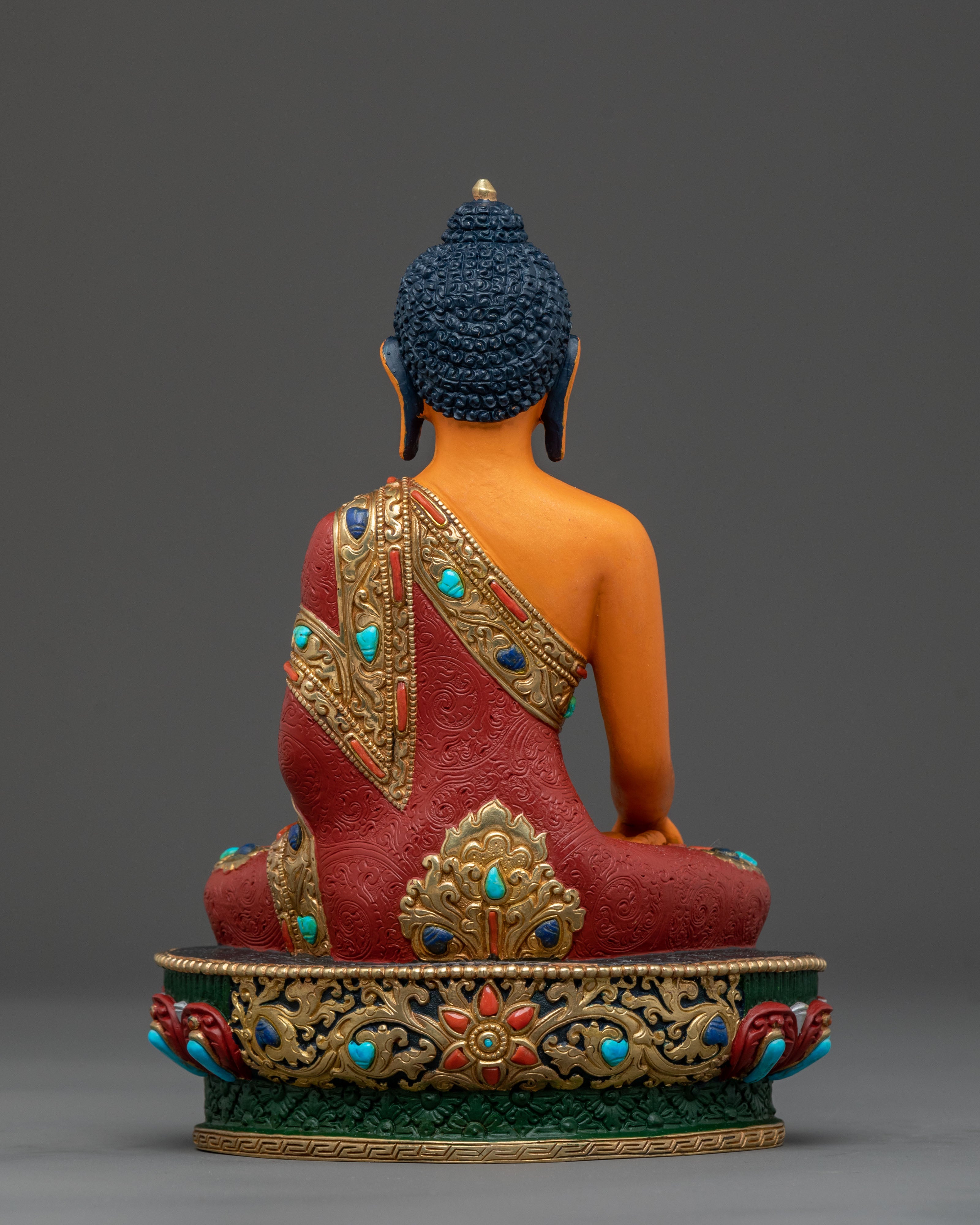 Shakyamuni Buddha Traditional Statue: Meditative Grace