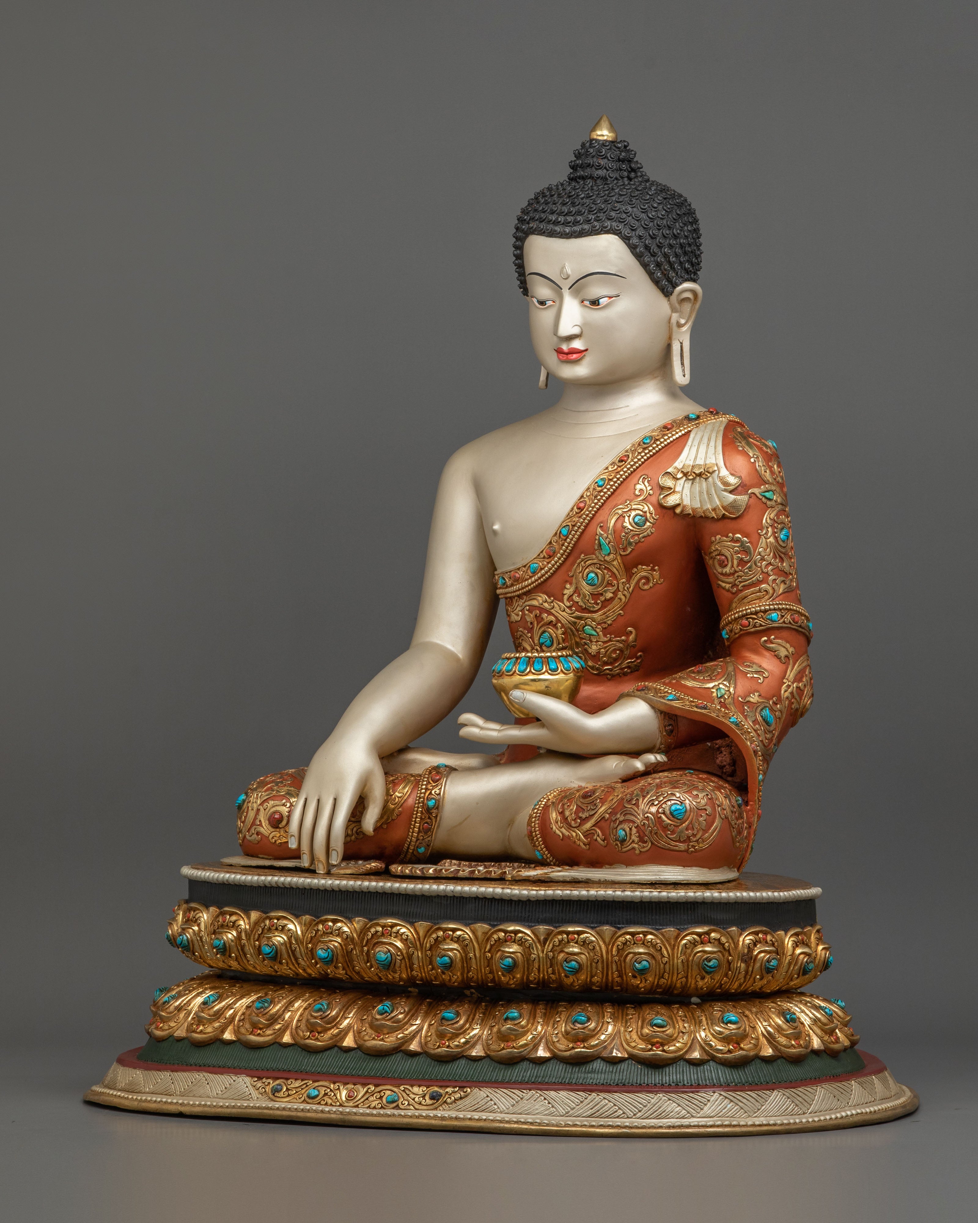 Shakyamuni Buddha Statue: Founder of Dharma