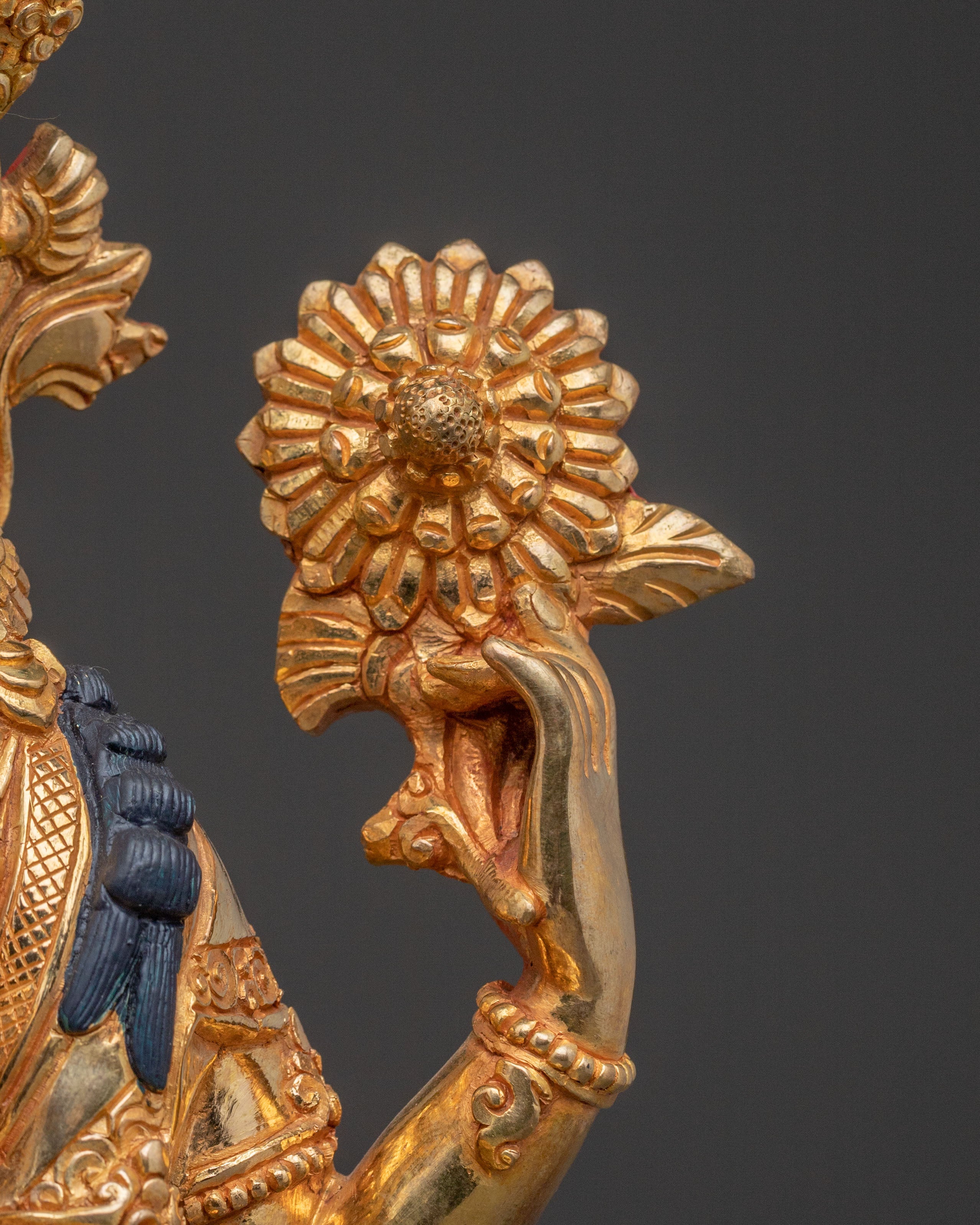 Chenrezig Golden Statue: Eyes of Compassion