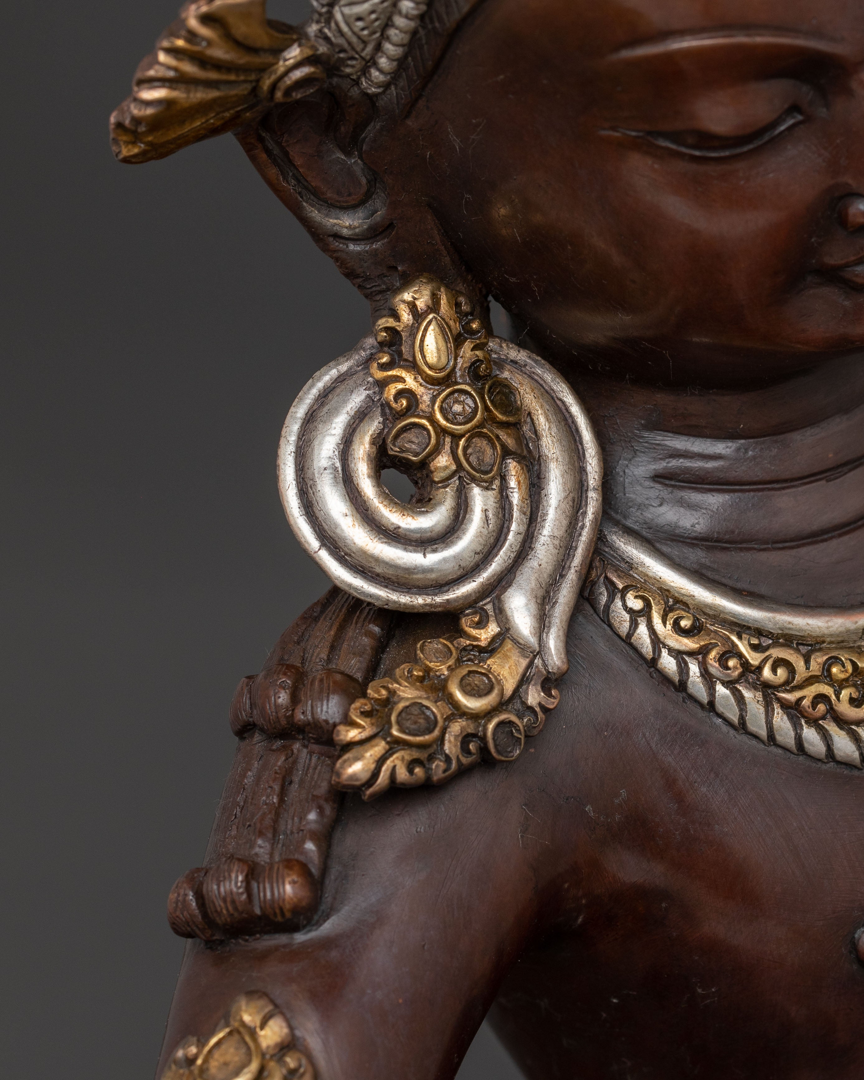 Lokeshwor Blessing Statue – Exquisitely Handcrafted