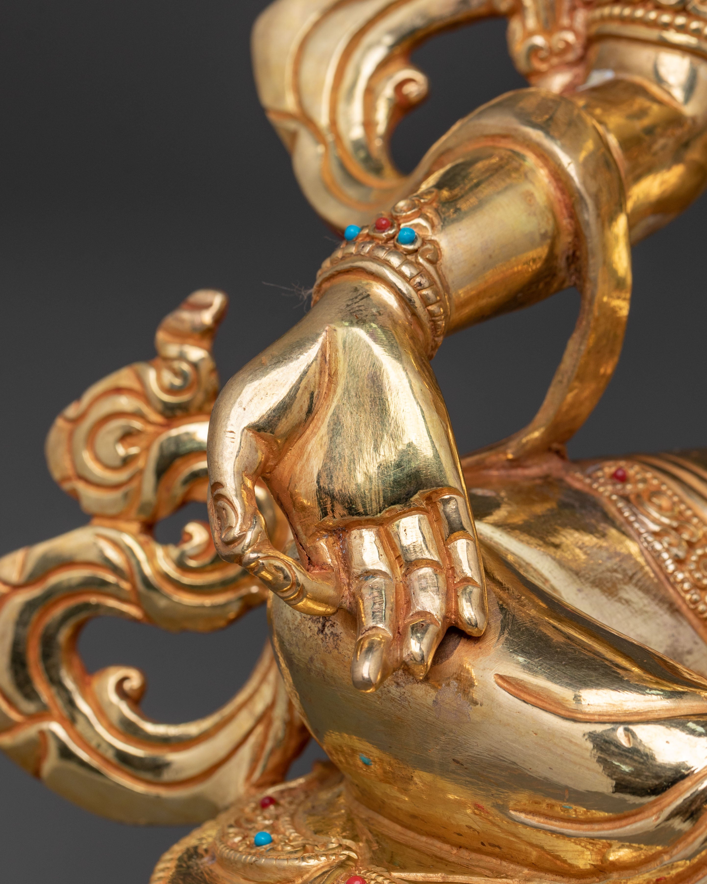 Protector Green Tara Golden Statue: Handcrafted Serenity