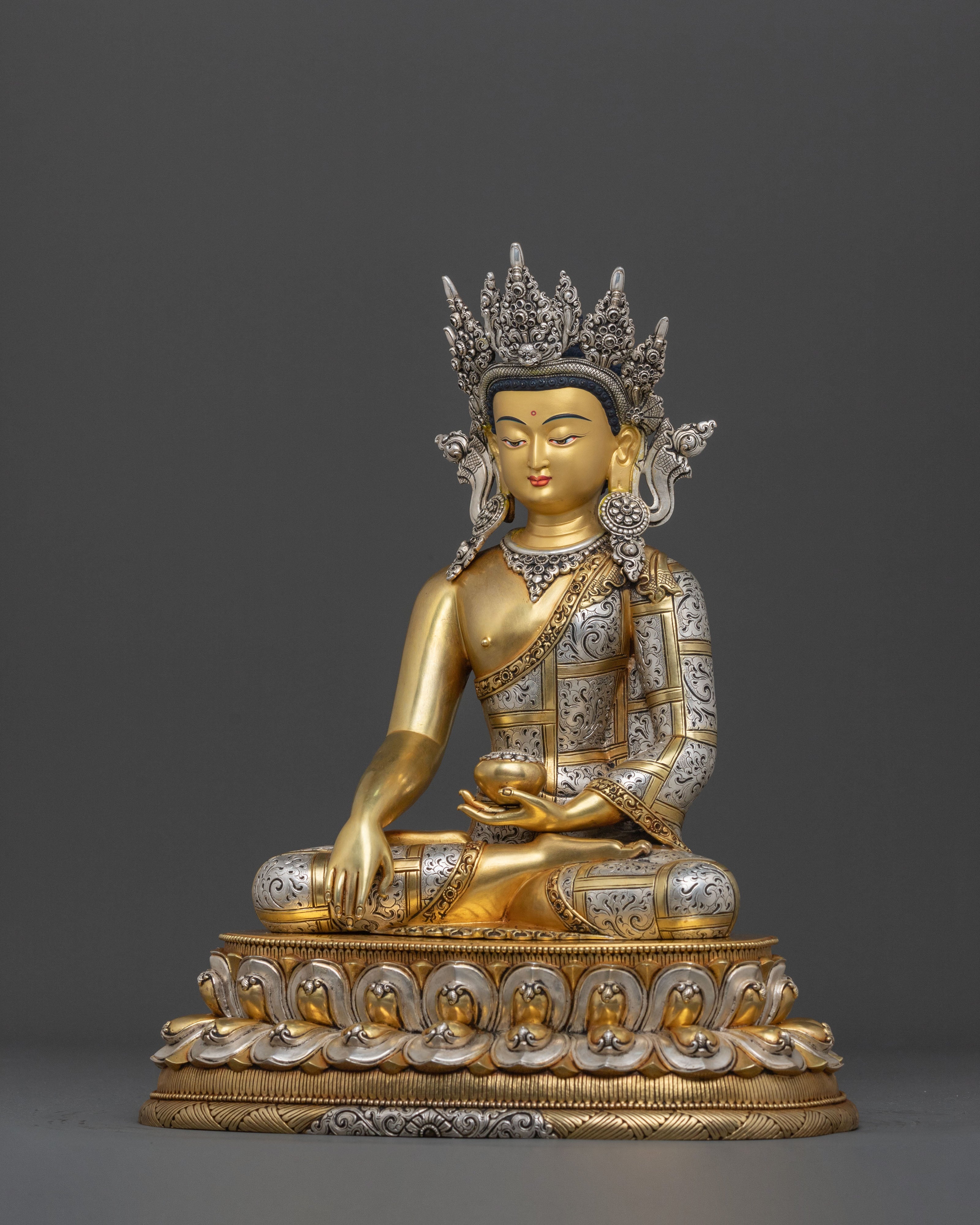 Tibetan Crown Shakyamuni Buddha Sculpture