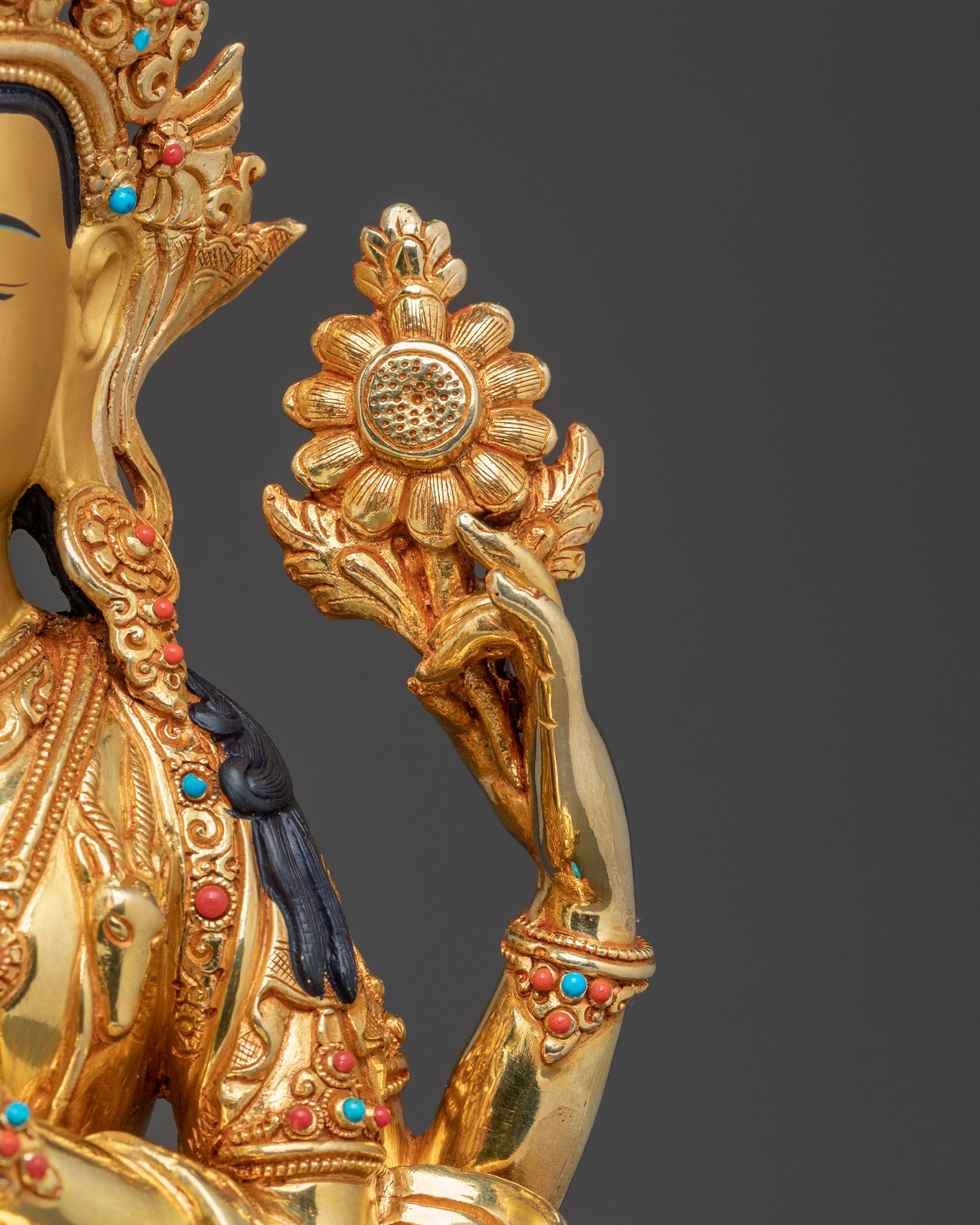Chenrezig Sacred Statue: Compassionate Radiance