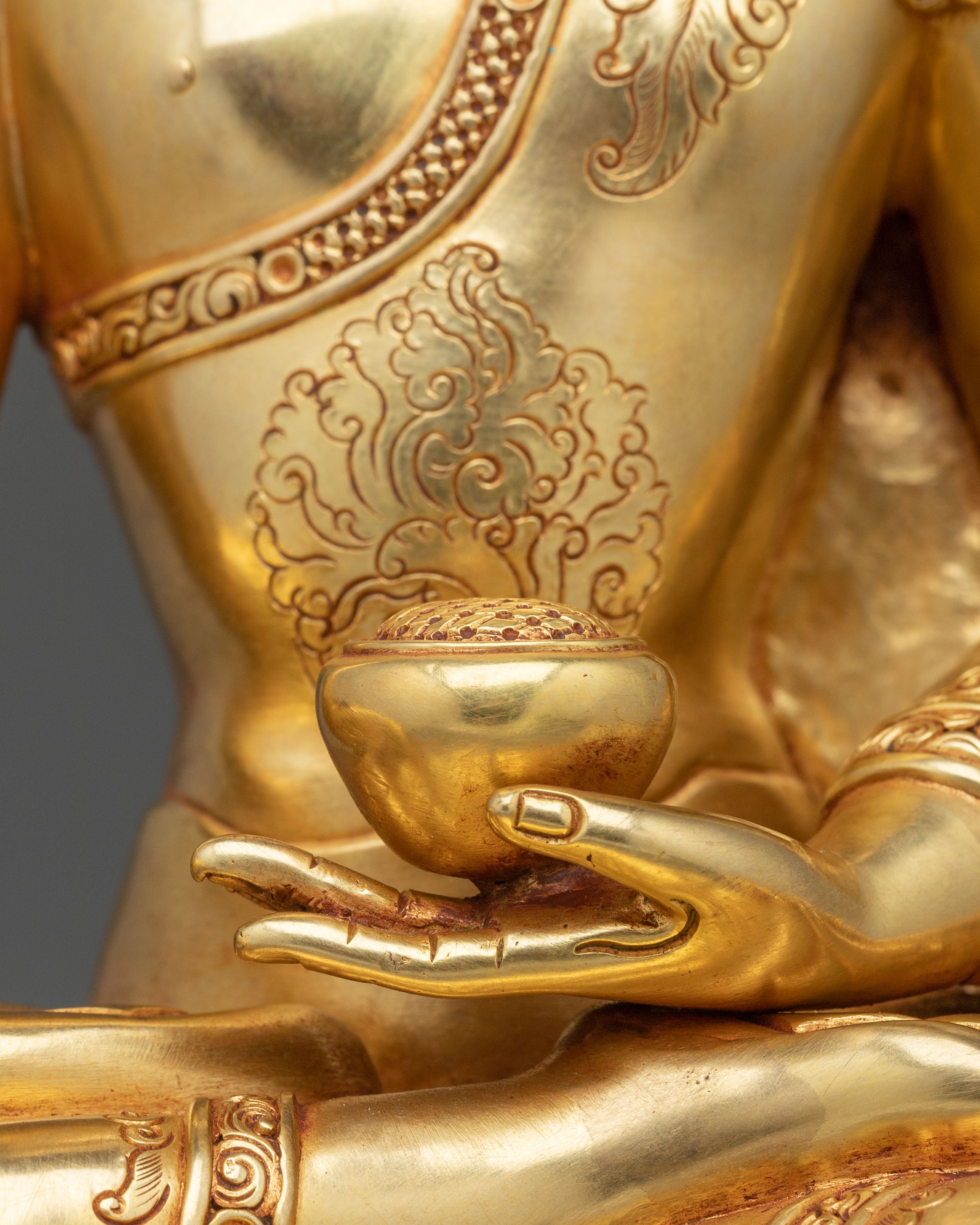 Traditional Buddhist Altar Statue of Shakyamuni Buddha