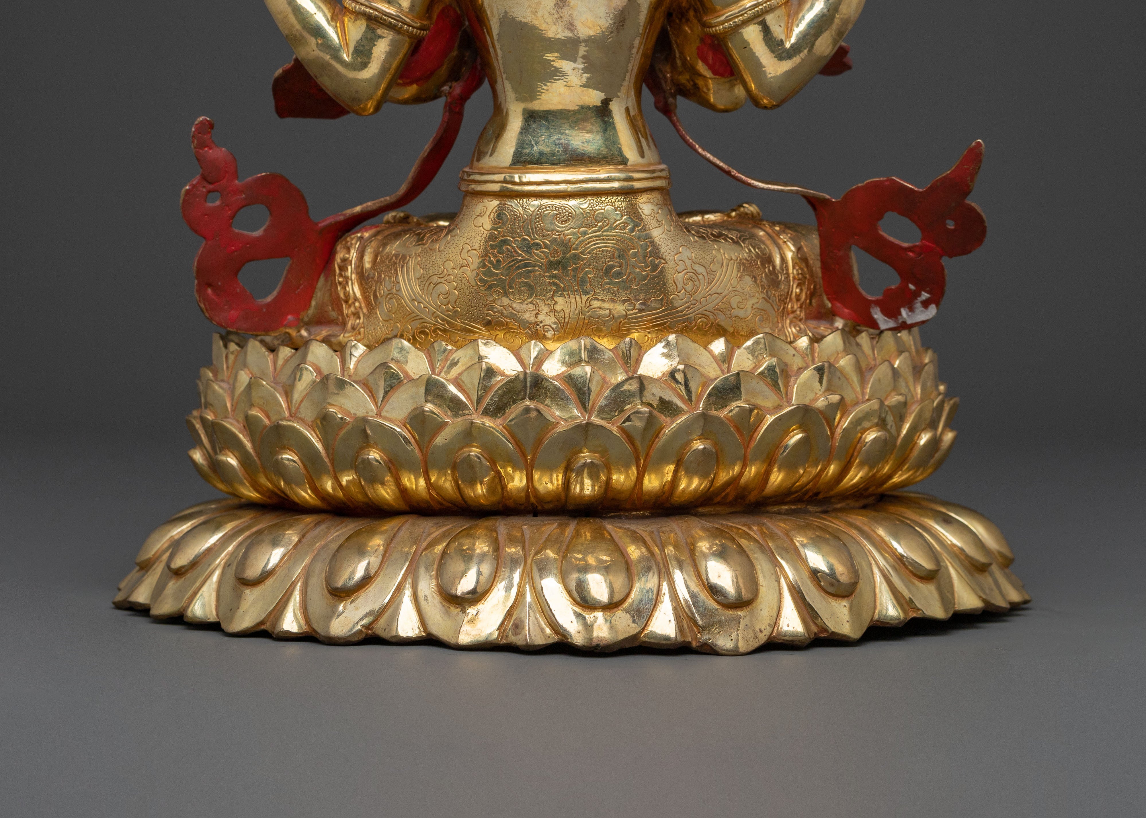 Chenrezig Spiritual Sculpture: Compassionate Protector