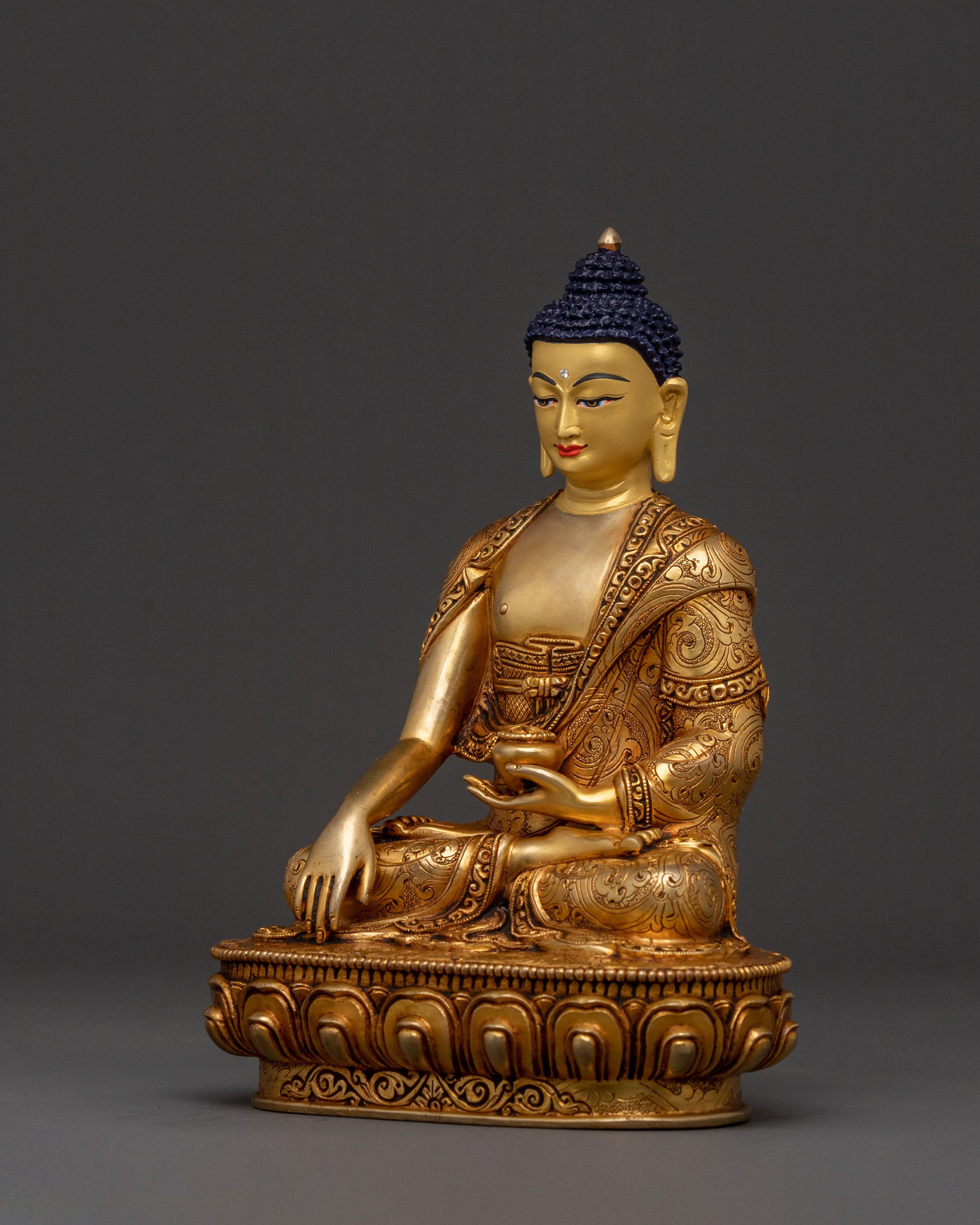 Shakyamuni Buddha Statue: 24K Gold Gilded Copper Rupa
