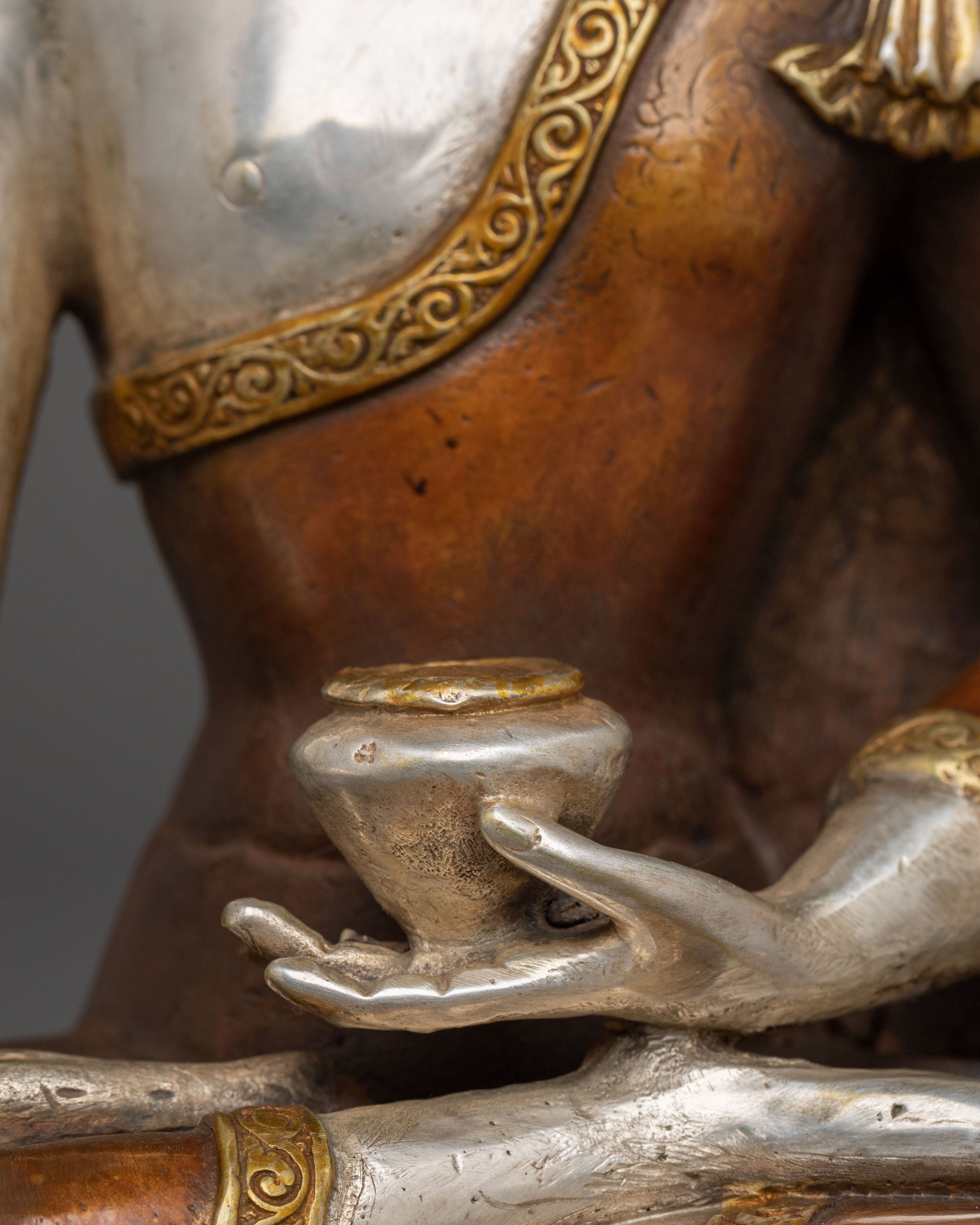 Shakyamuni Buddha Sacred Statue on Lotus Base